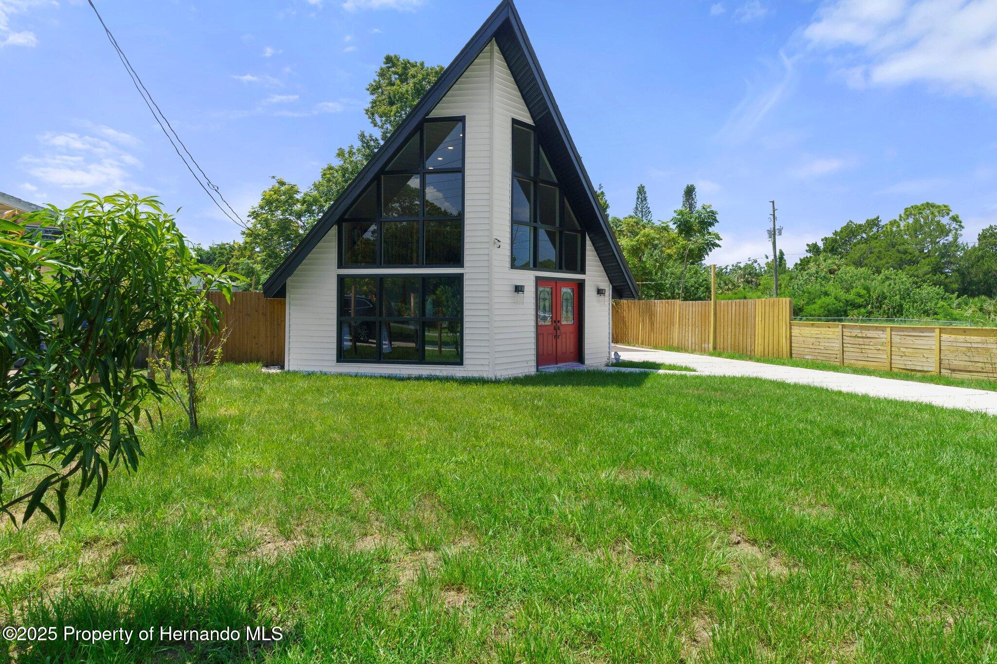 7422 New York Avenue, Hudson, Florida image 7