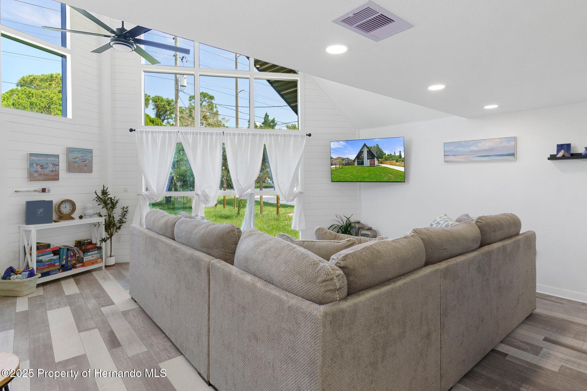 7422 New York Avenue, Hudson, Florida image 15