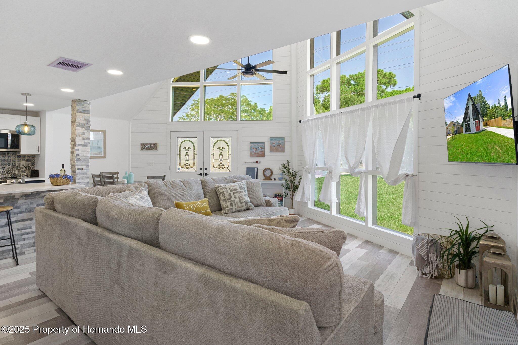7422 New York Avenue, Hudson, Florida image 14