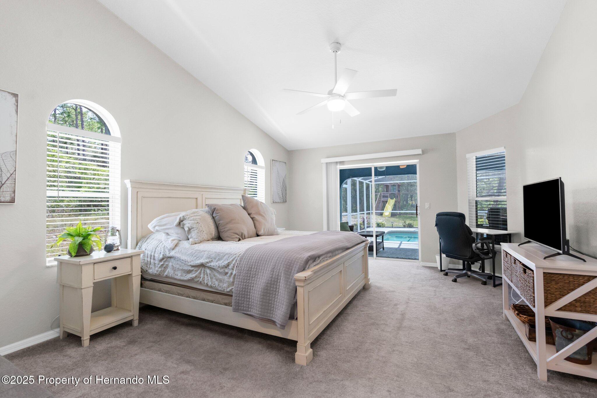 8084 Nightingale Road, Weeki Wachee, Florida image 6
