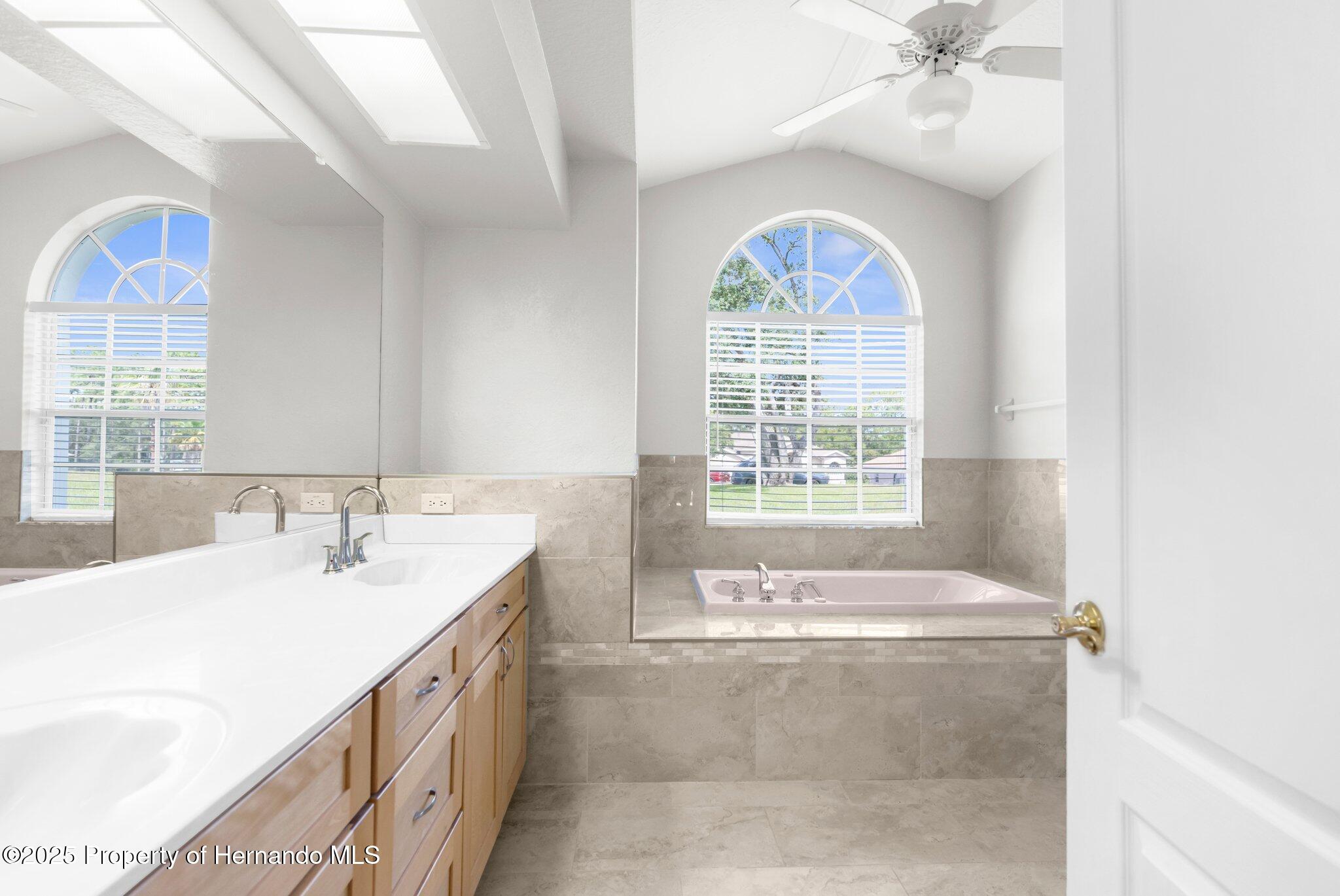 8084 Nightingale Road, Weeki Wachee, Florida image 11