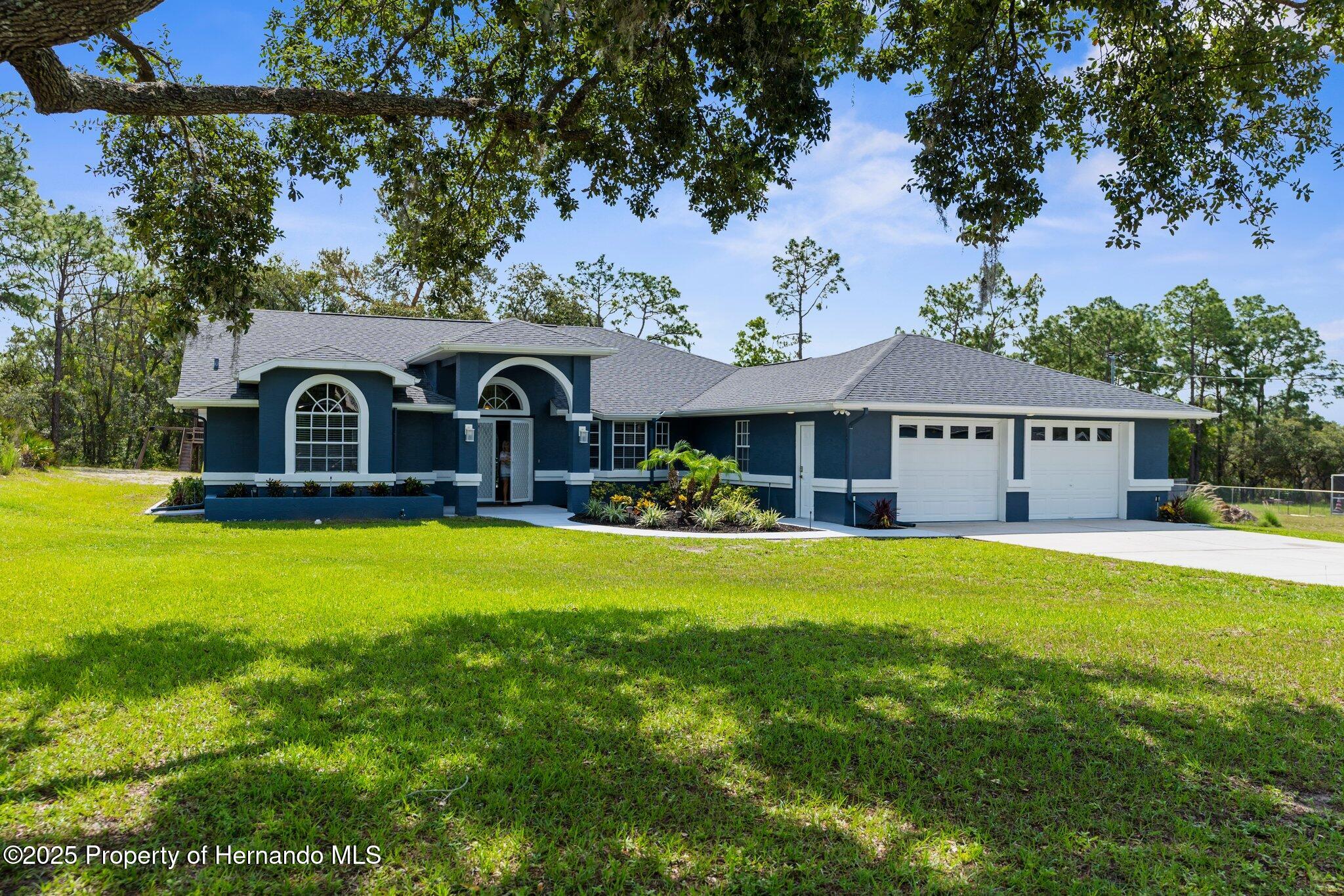 8084 Nightingale Road, Weeki Wachee, Florida image 5