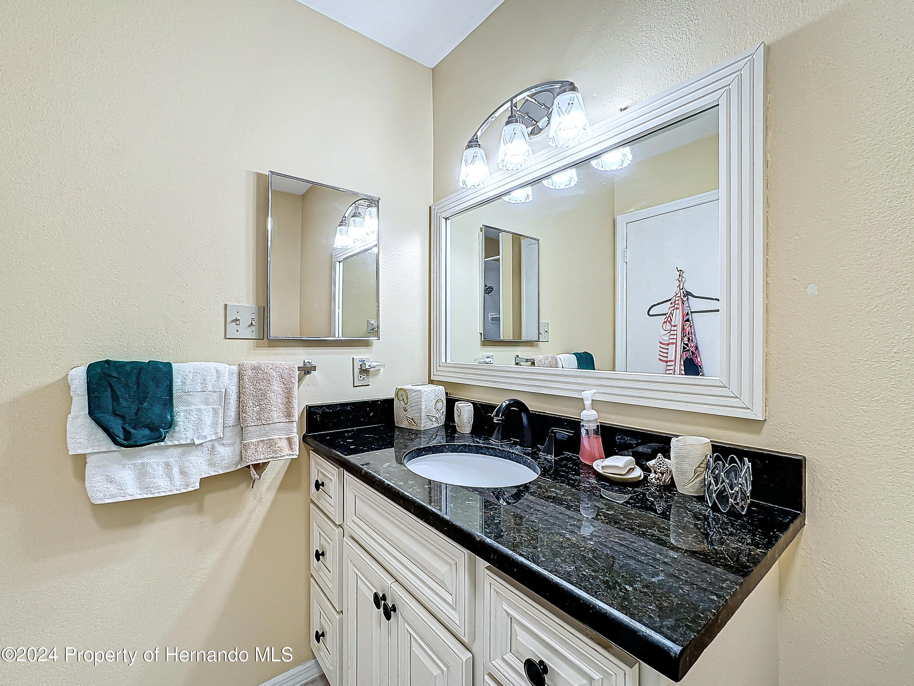 2245 Greenwich Drive #66, Sun City Center, Florida image 34