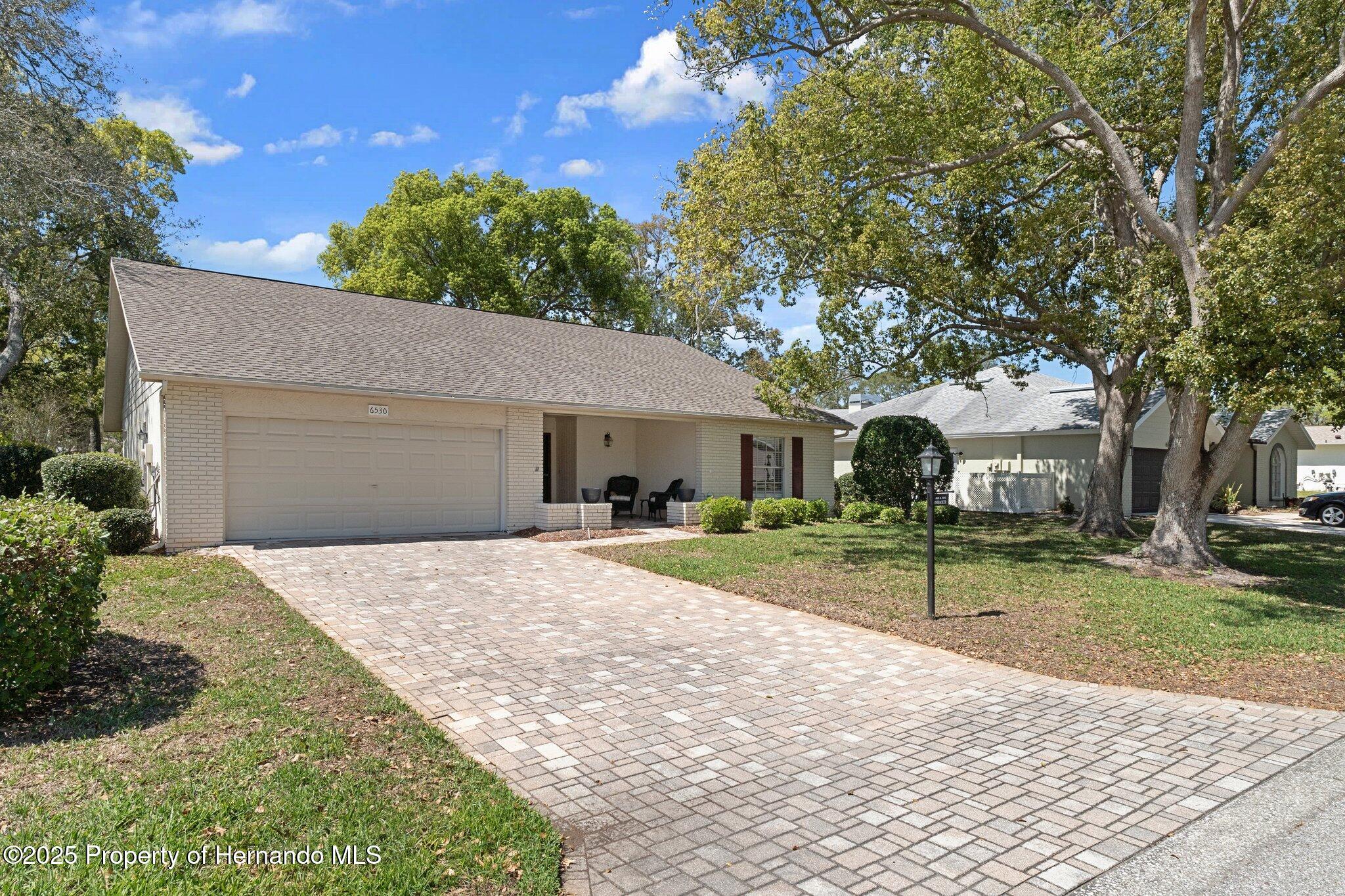 6530 Pine Meadows Drive, Spring Hill, Florida image 3