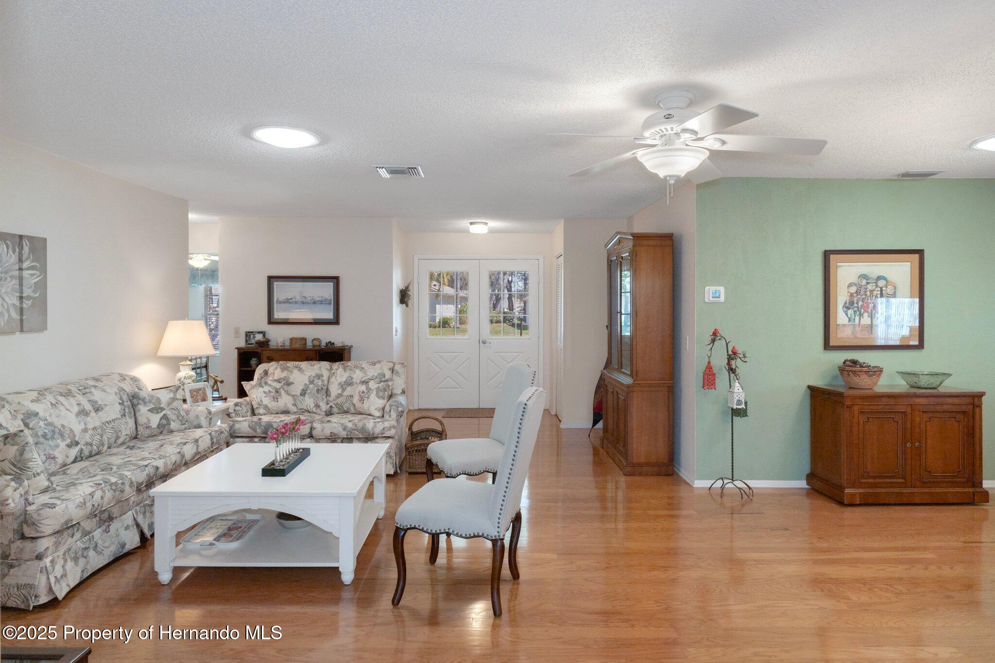 6530 Pine Meadows Drive, Spring Hill, Florida image 11