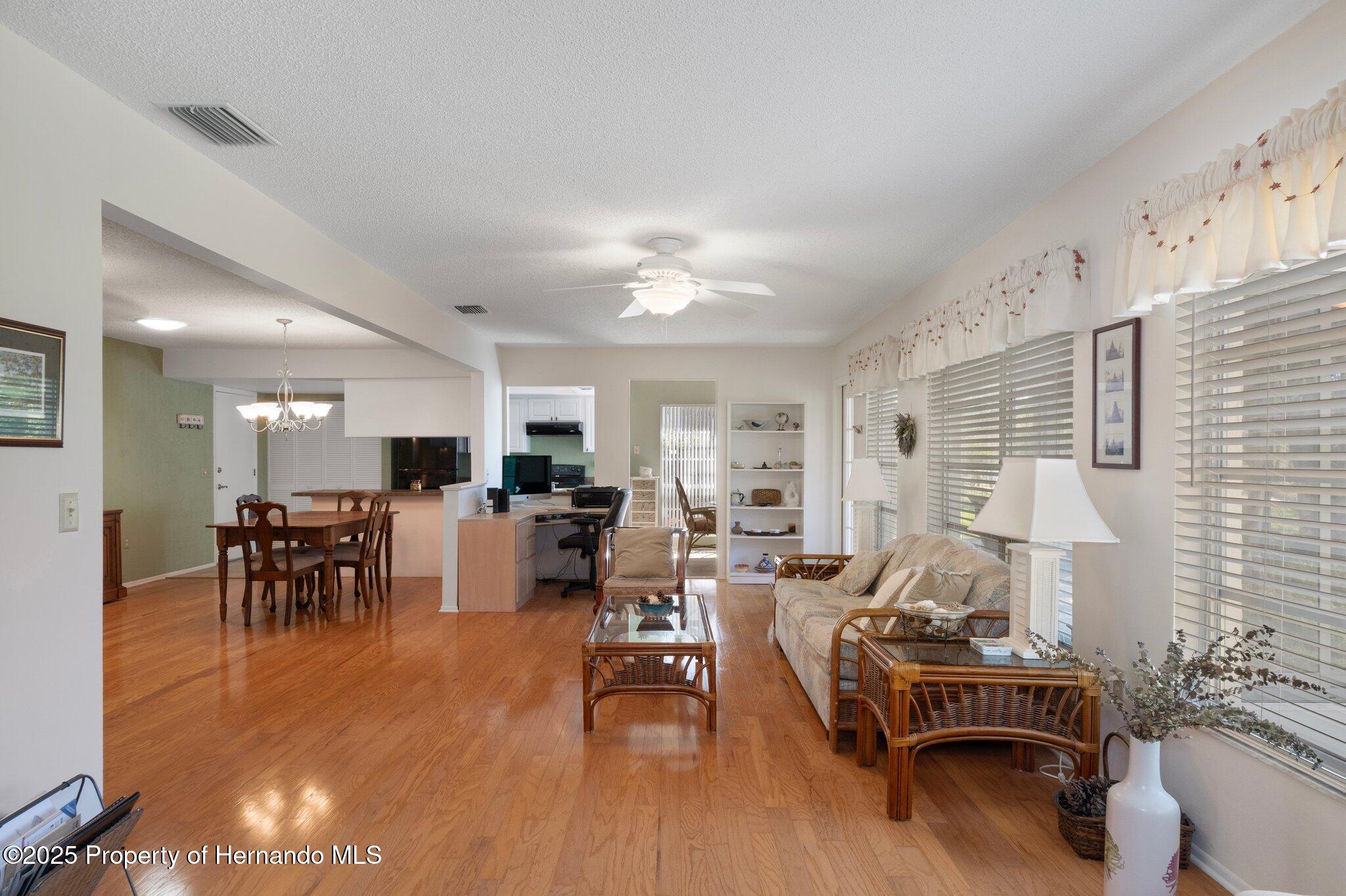 6530 Pine Meadows Drive, Spring Hill, Florida image 22