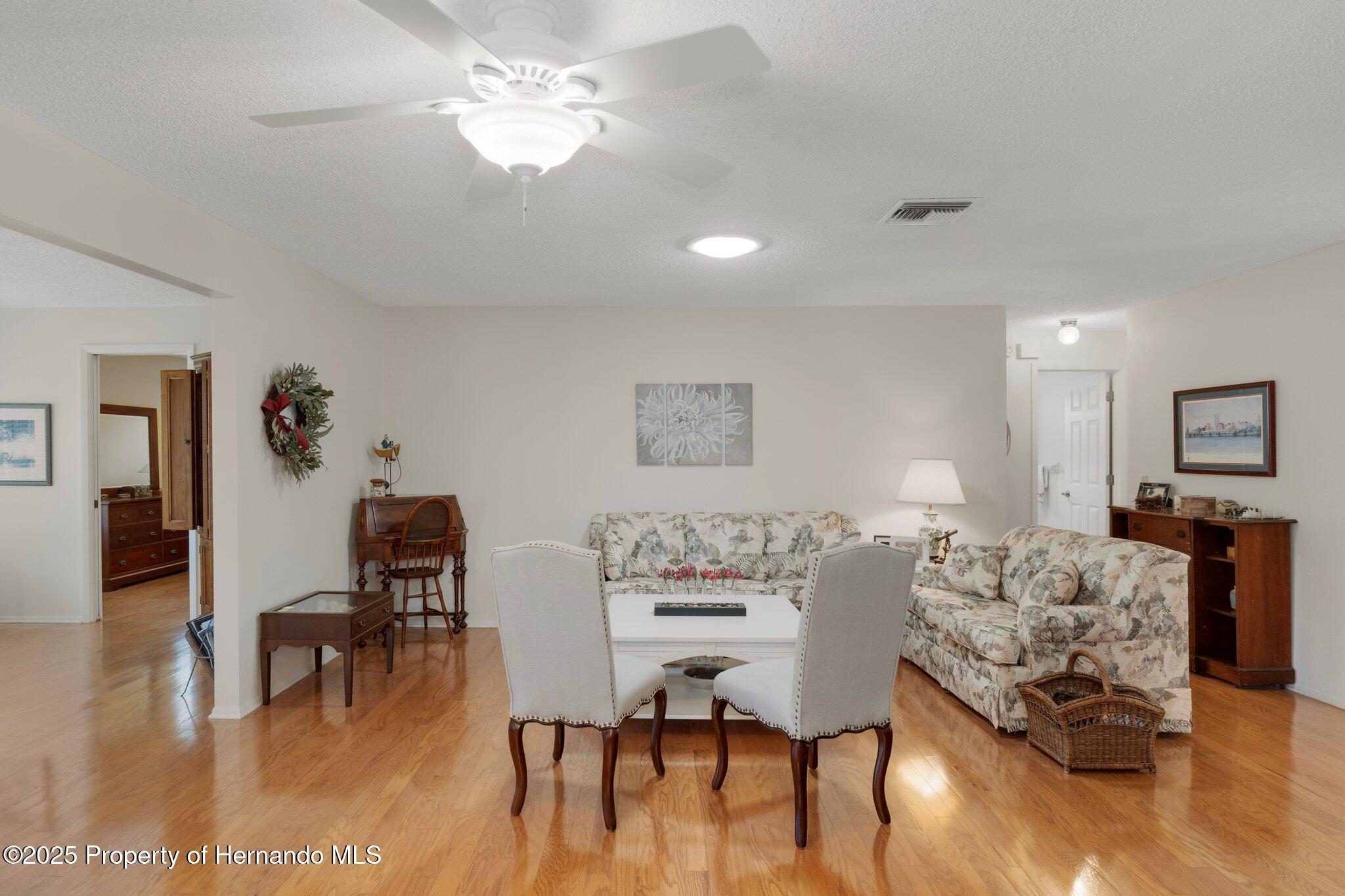 6530 Pine Meadows Drive, Spring Hill, Florida image 10