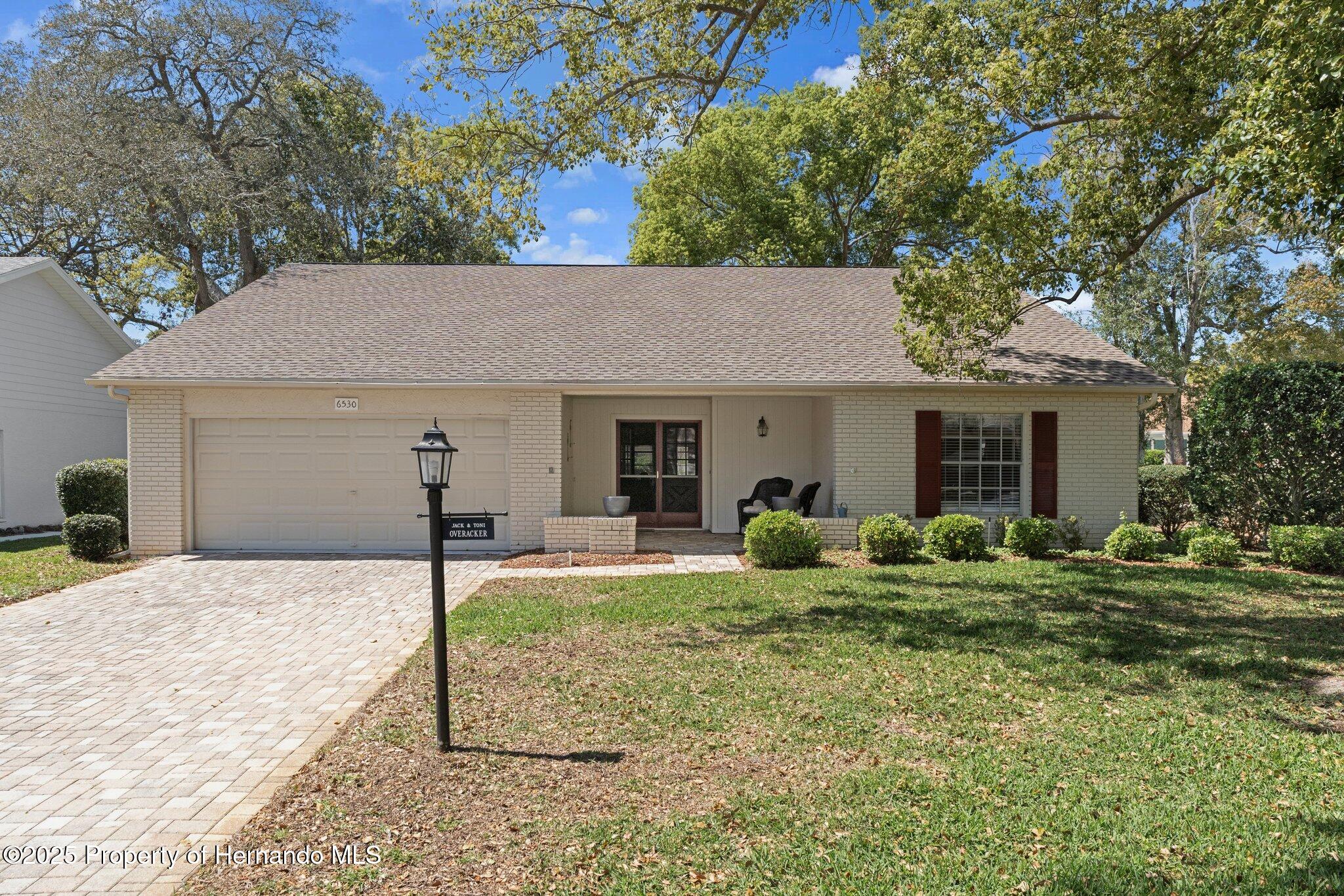 6530 Pine Meadows Drive, Spring Hill, Florida image 2