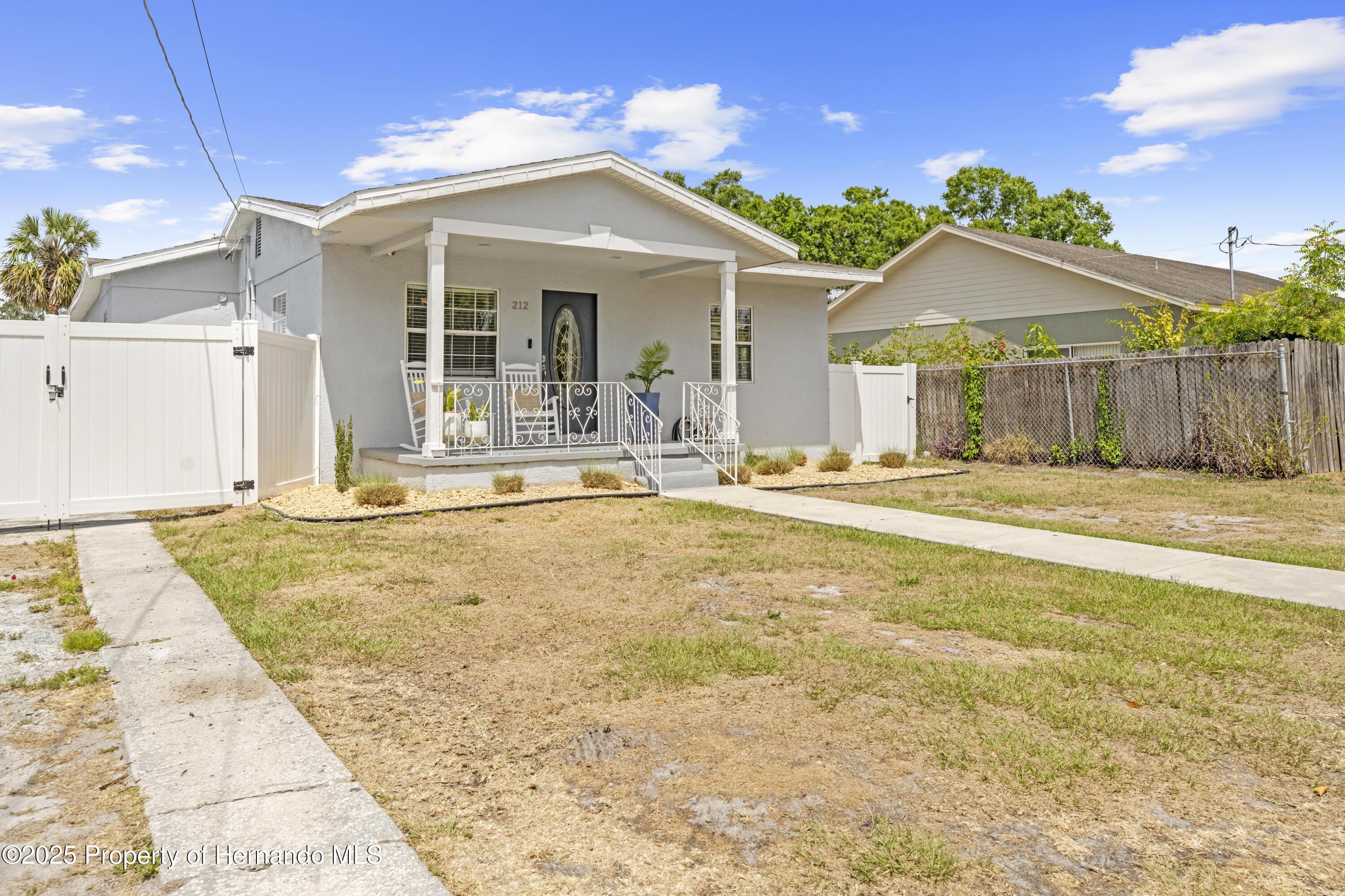 212 N Bradford Avenue, Tampa, Florida image 1