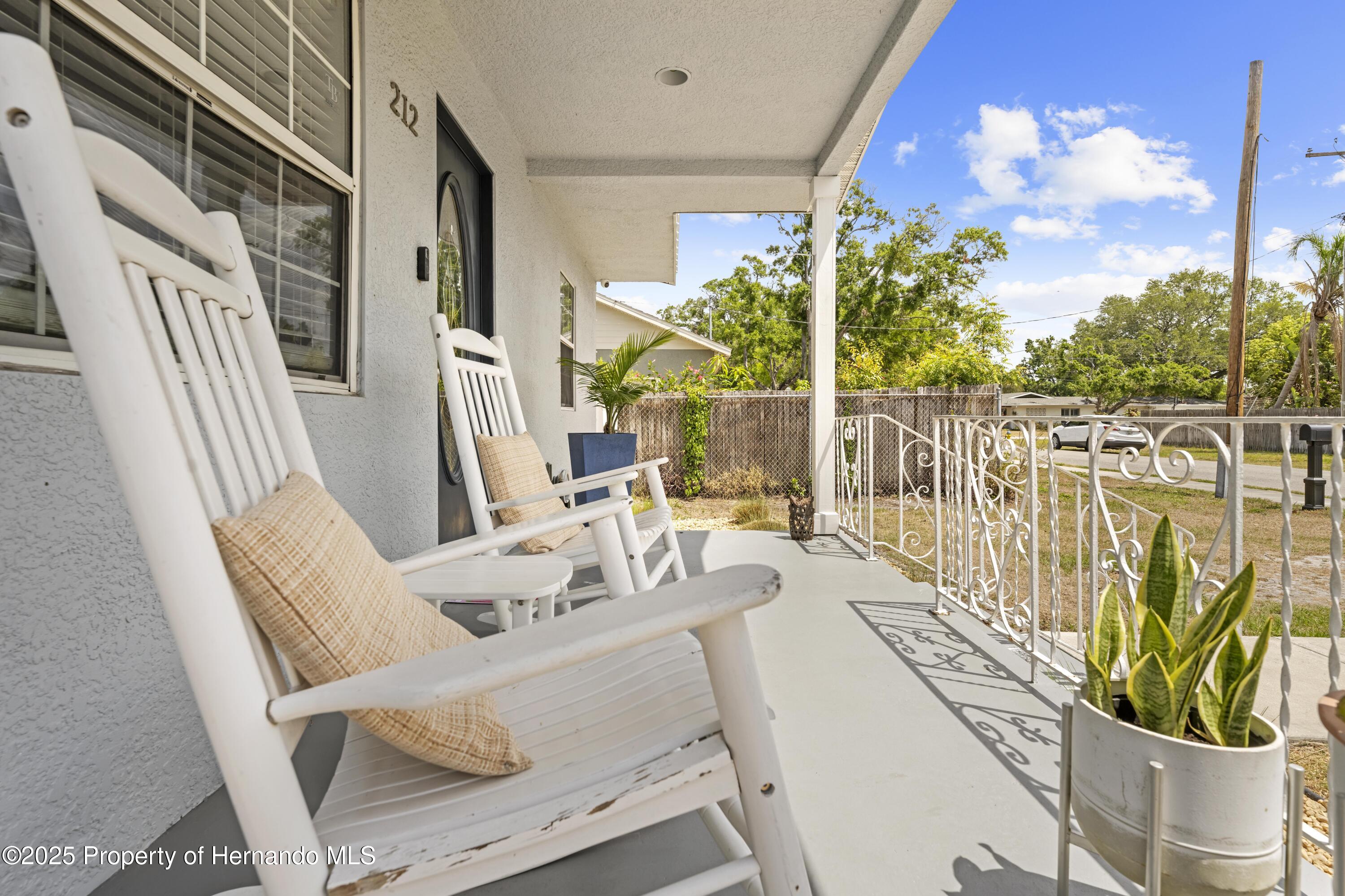 212 N Bradford Avenue, Tampa, Florida image 4