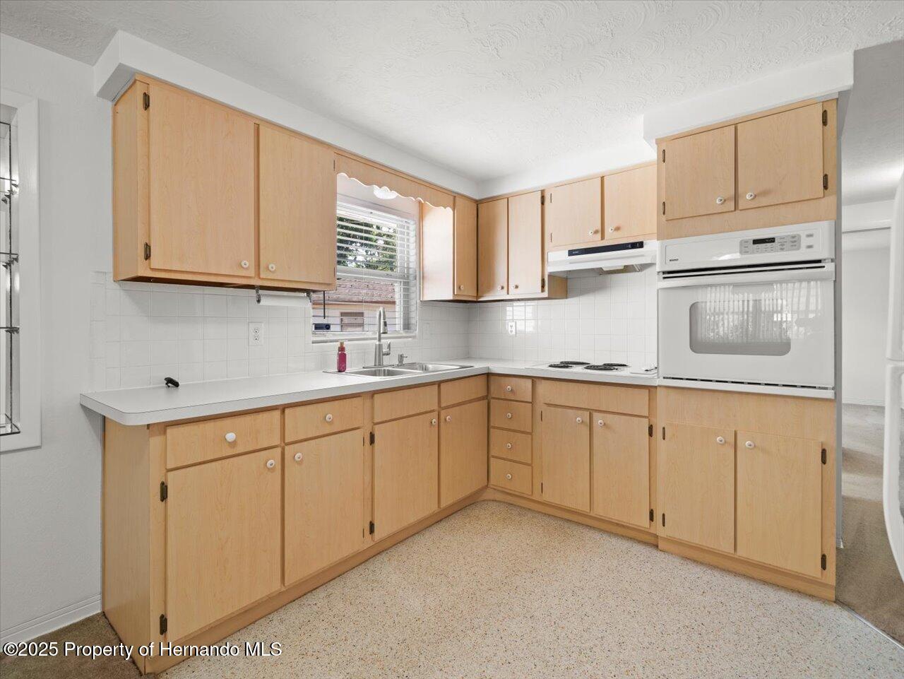 7346 Hiawatha Parkway, Spring Hill, Florida image 25