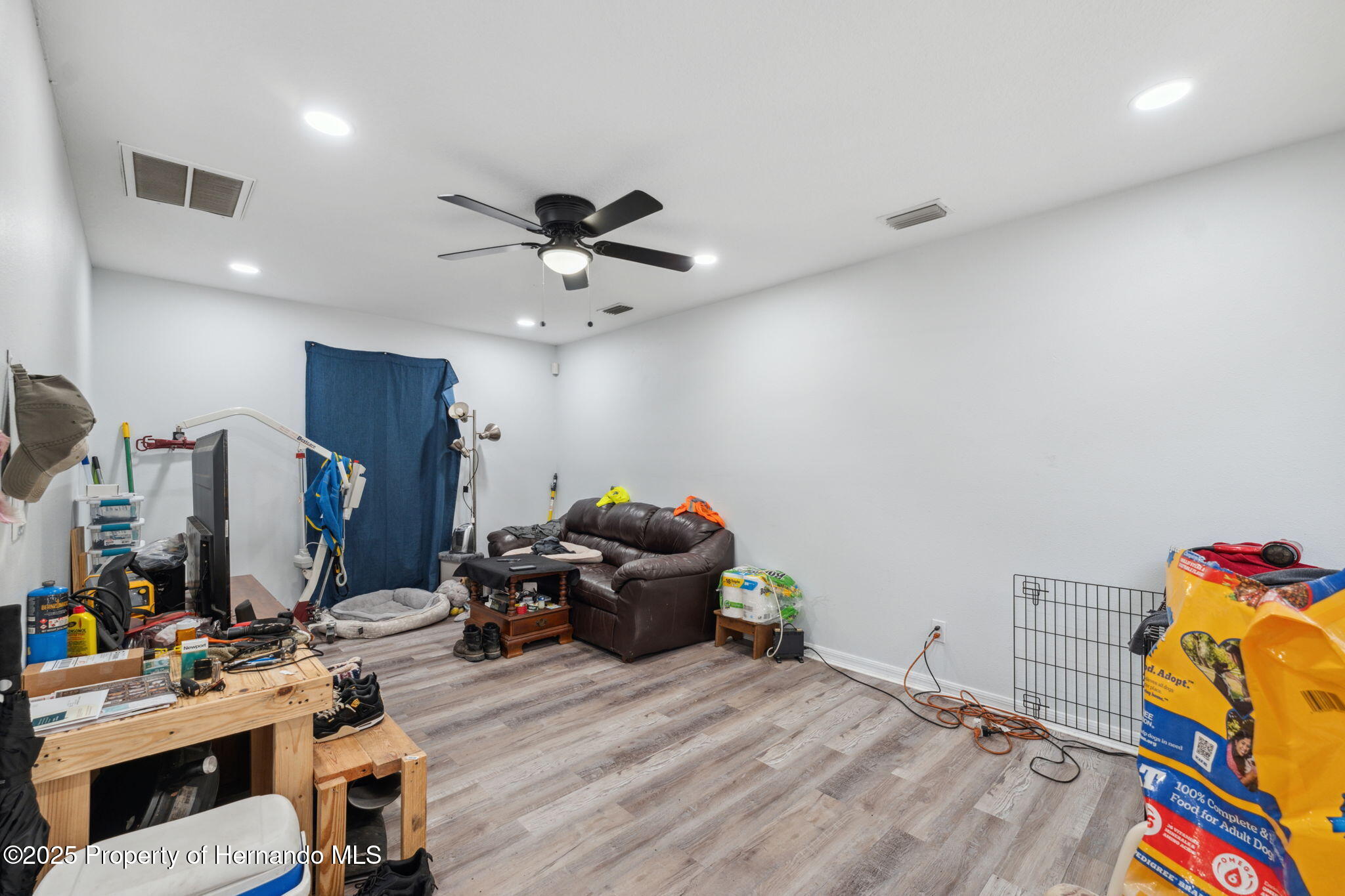 4737 6th Street, Zephyrhills, Florida image 9