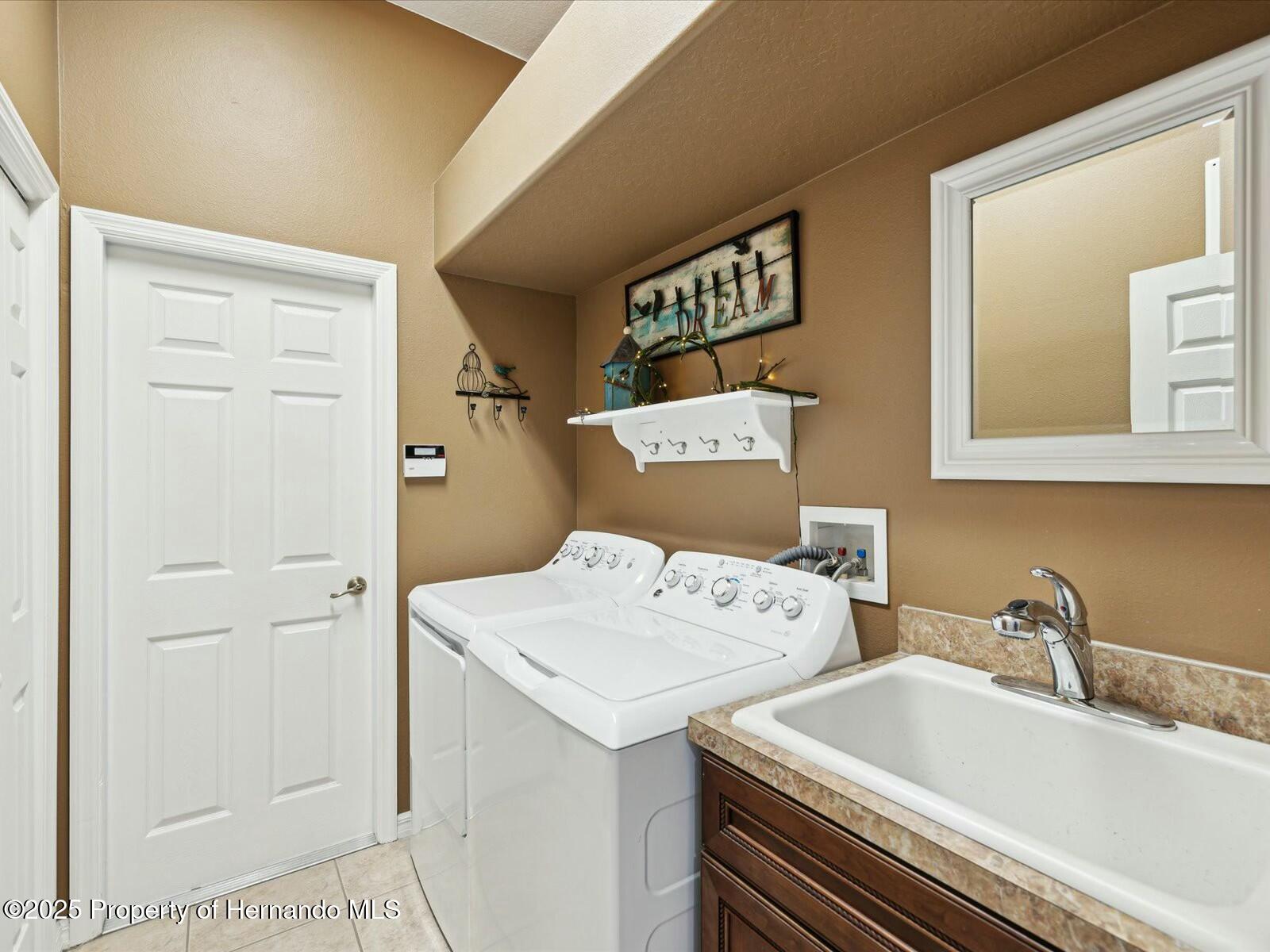 4423 Gevalia Drive, Brooksville, Florida image 29