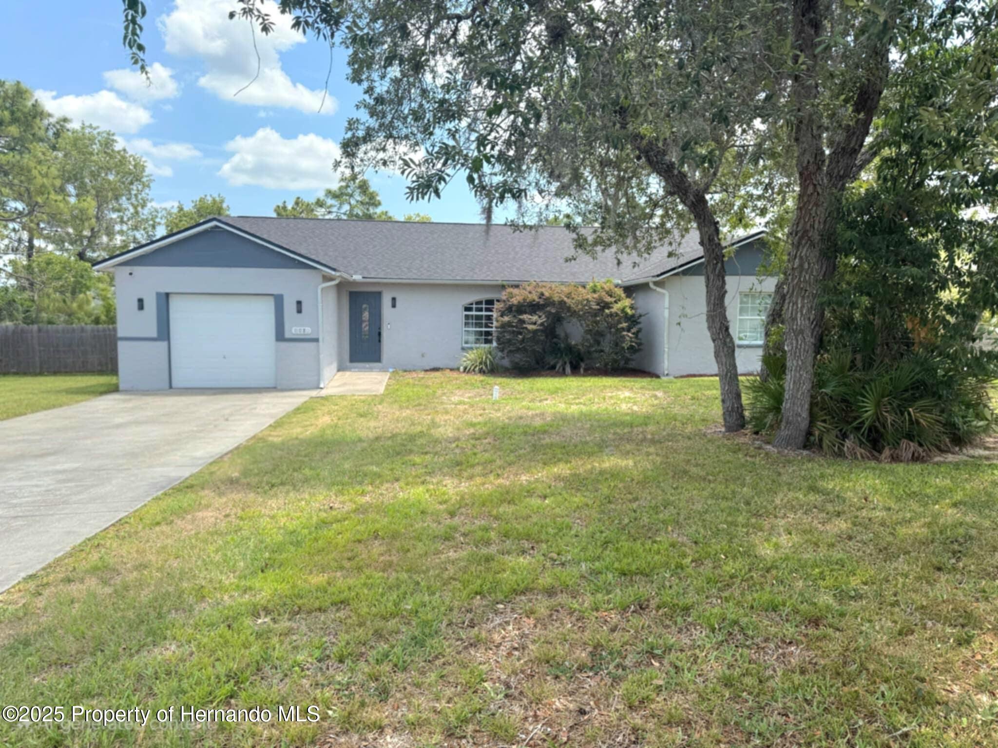 11080 Jackdaw Road, Weeki Wachee, Florida image 1