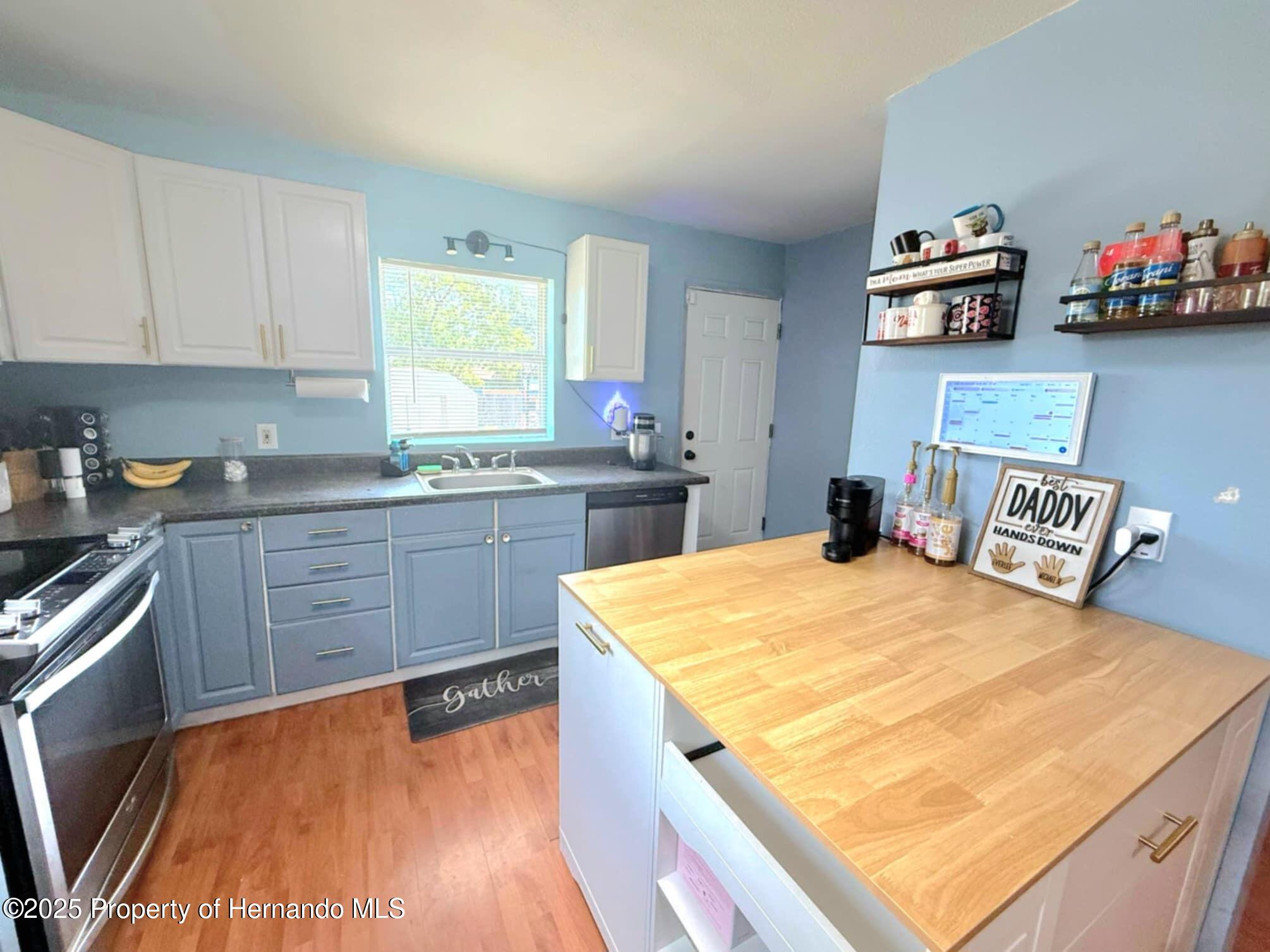 11080 Jackdaw Road, Weeki Wachee, Florida image 10