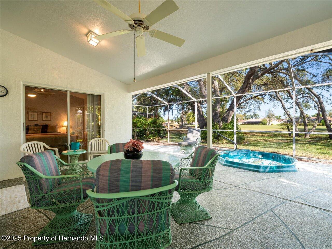9355 French Quarters Circle, Weeki Wachee, Florida image 43
