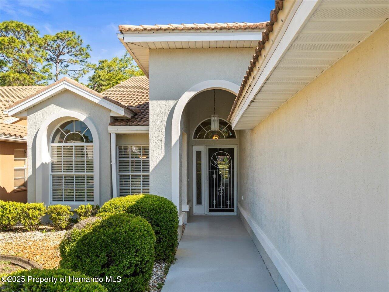 9355 French Quarters Circle, Weeki Wachee, Florida image 6