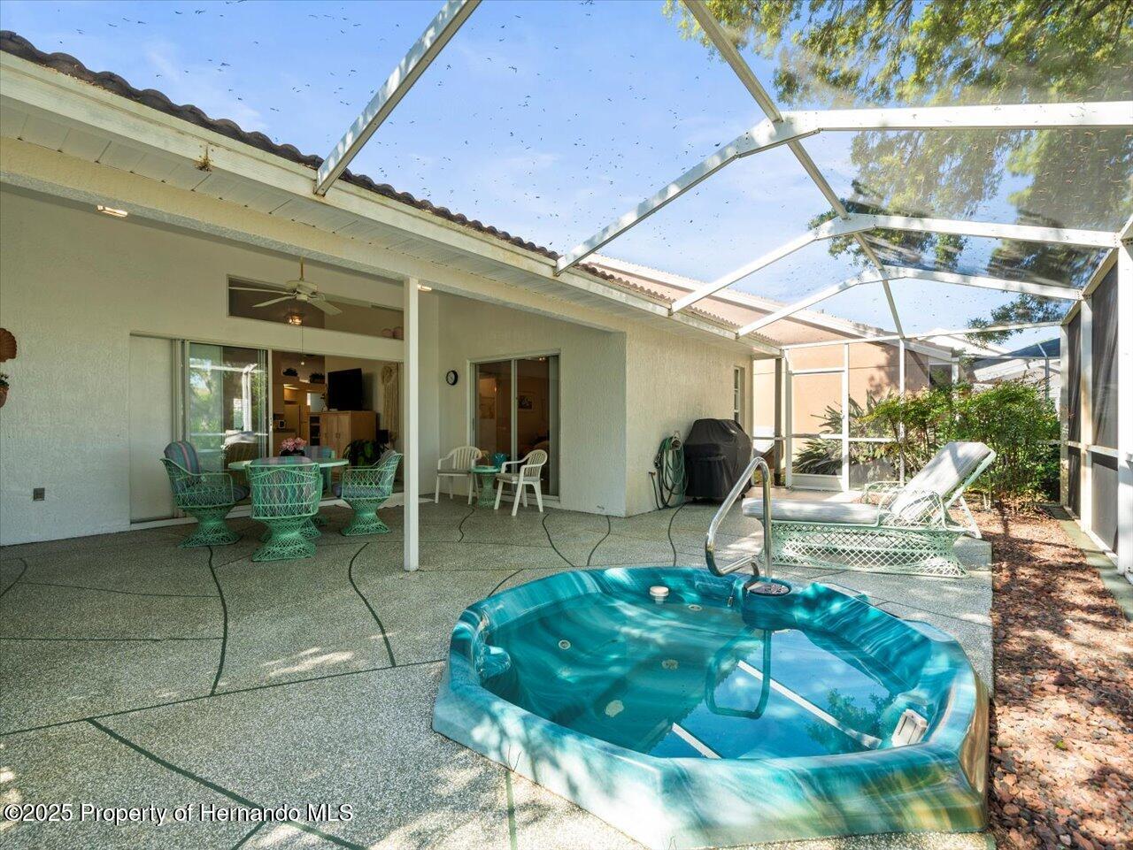 9355 French Quarters Circle, Weeki Wachee, Florida image 47