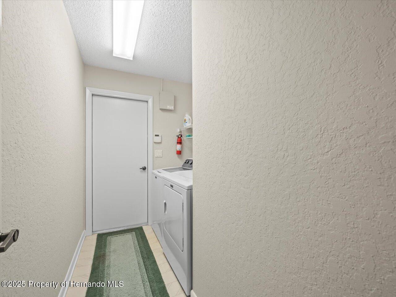 9355 French Quarters Circle, Weeki Wachee, Florida image 41