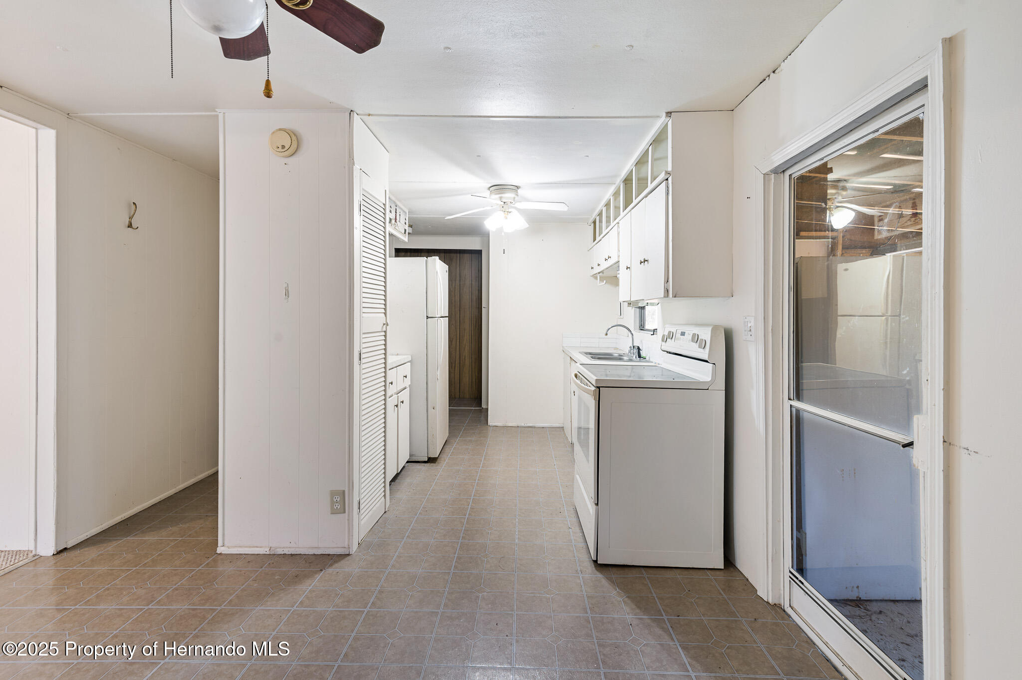 16115 Peach Orchard Road, Brooksville, Florida image 13