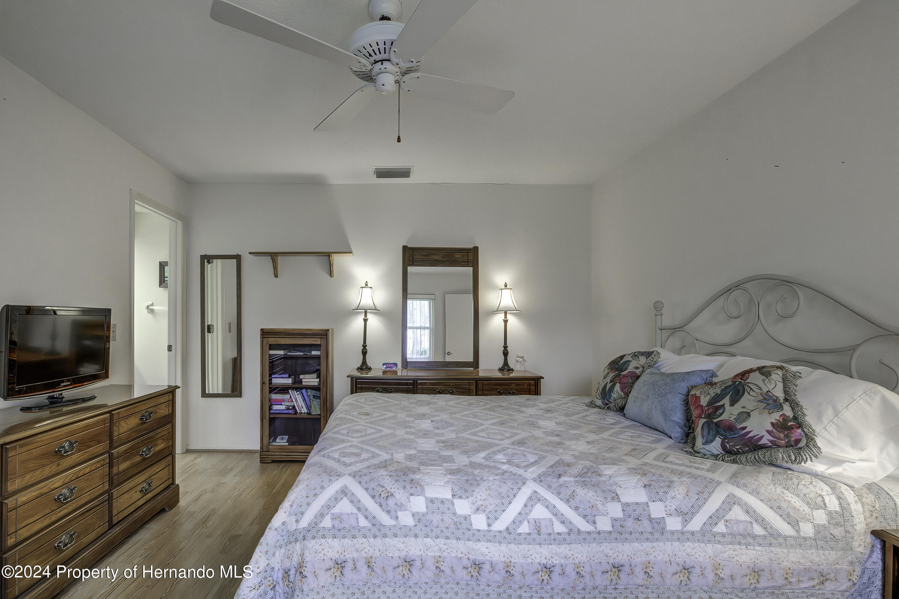 6460 Pine Meadows Drive, Spring Hill, Florida image 16