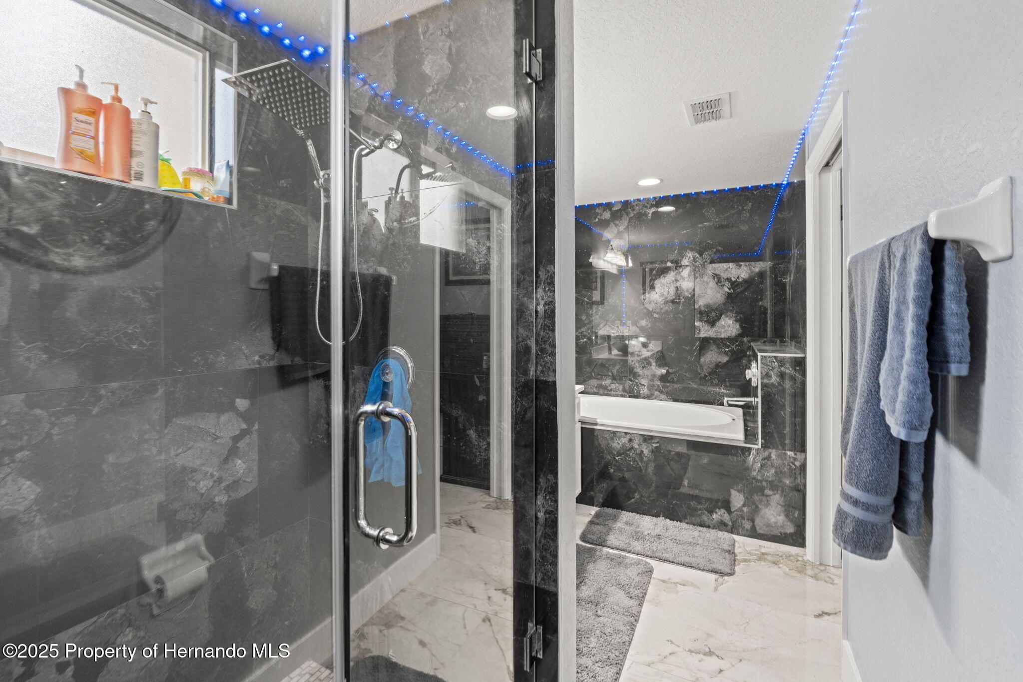 9078 Birmingham Avenue, Weeki Wachee, Florida image 24