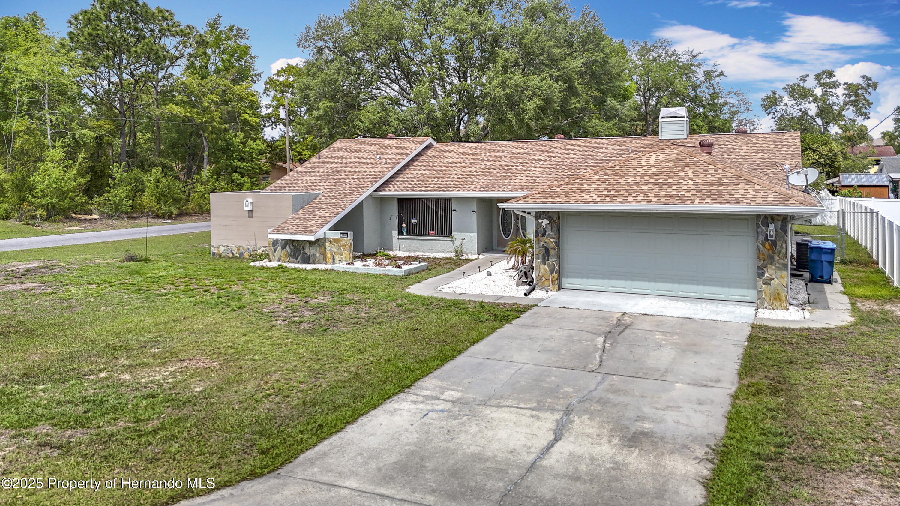 12087 Tallwood Street, Spring Hill, Florida image 7