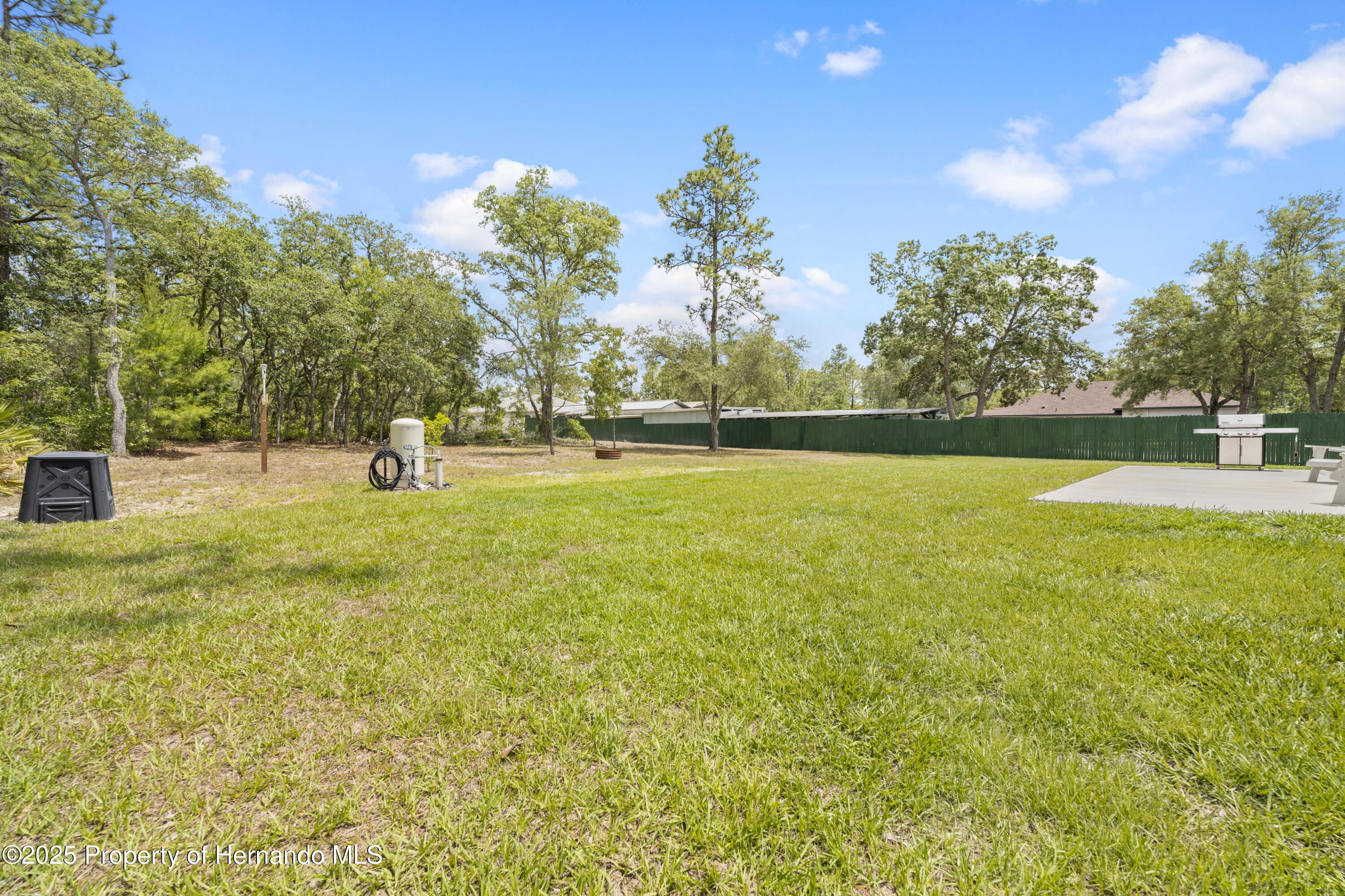 15062 Hummingbird Road, Weeki Wachee, Florida image 4