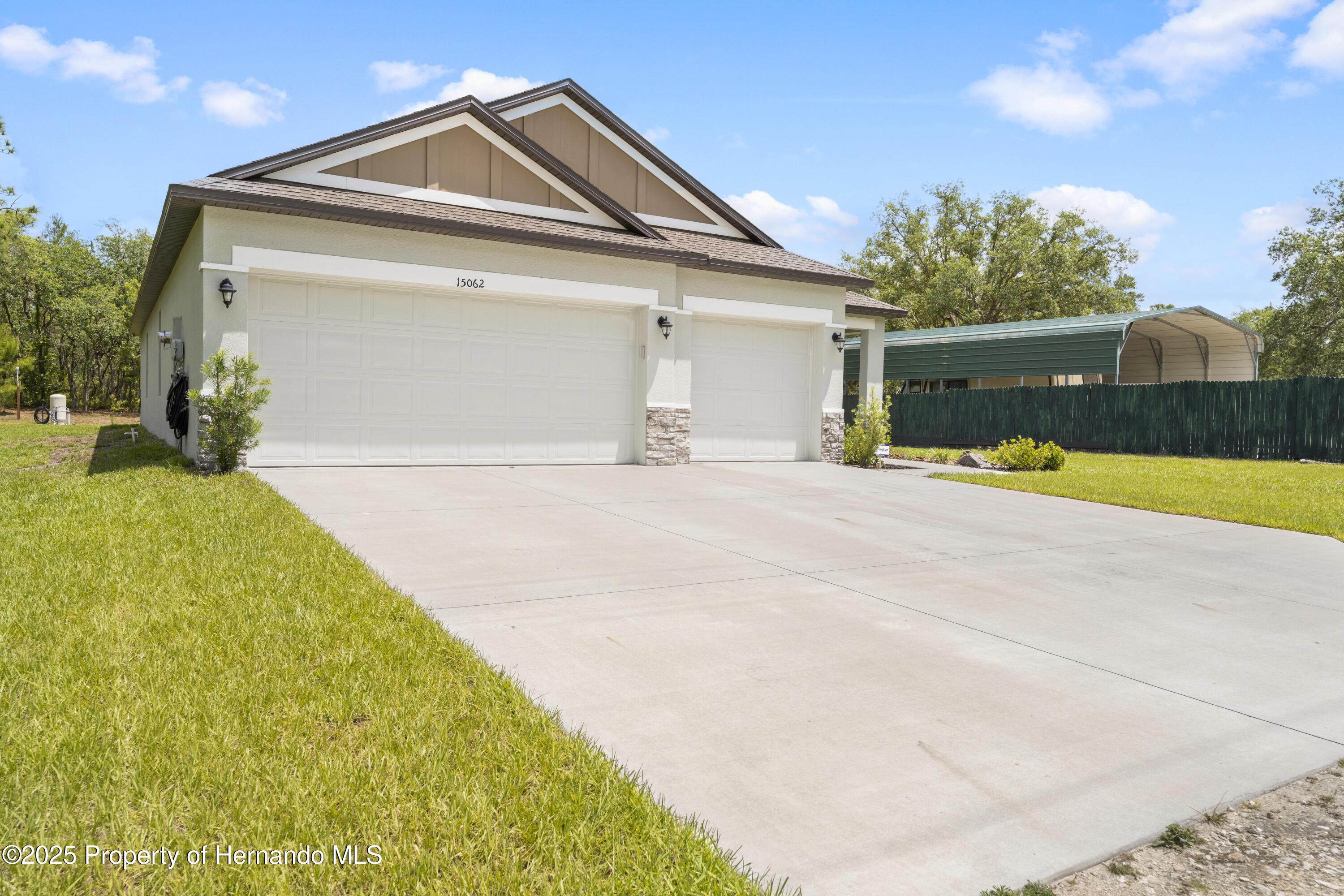 15062 Hummingbird Road, Weeki Wachee, Florida image 3