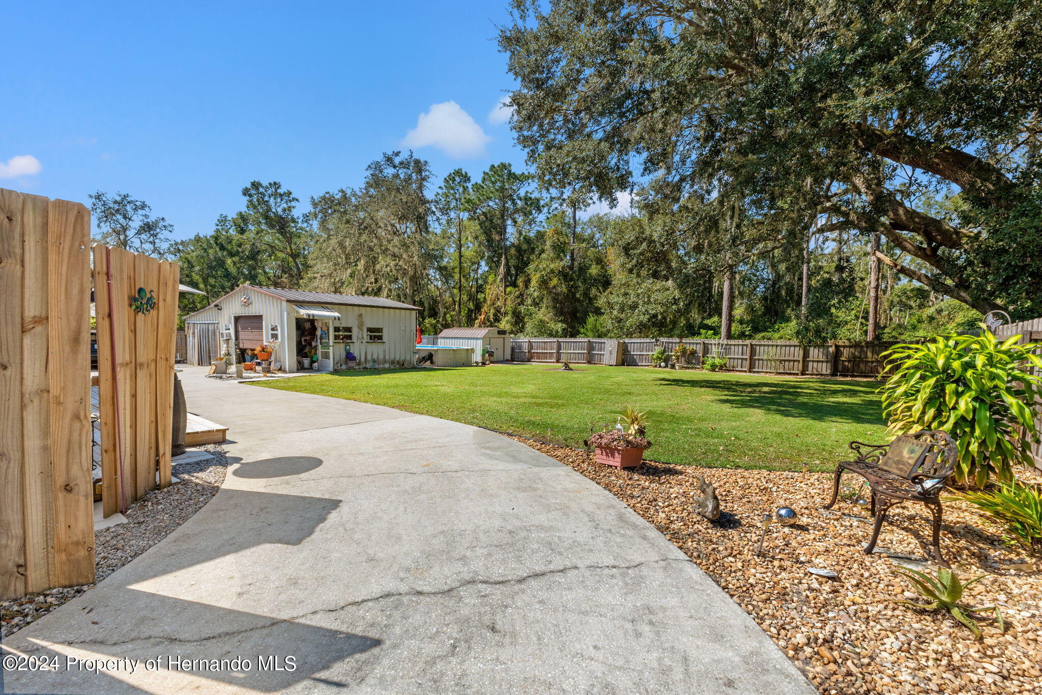 8310 Cove Point, Floral City, Florida image 25