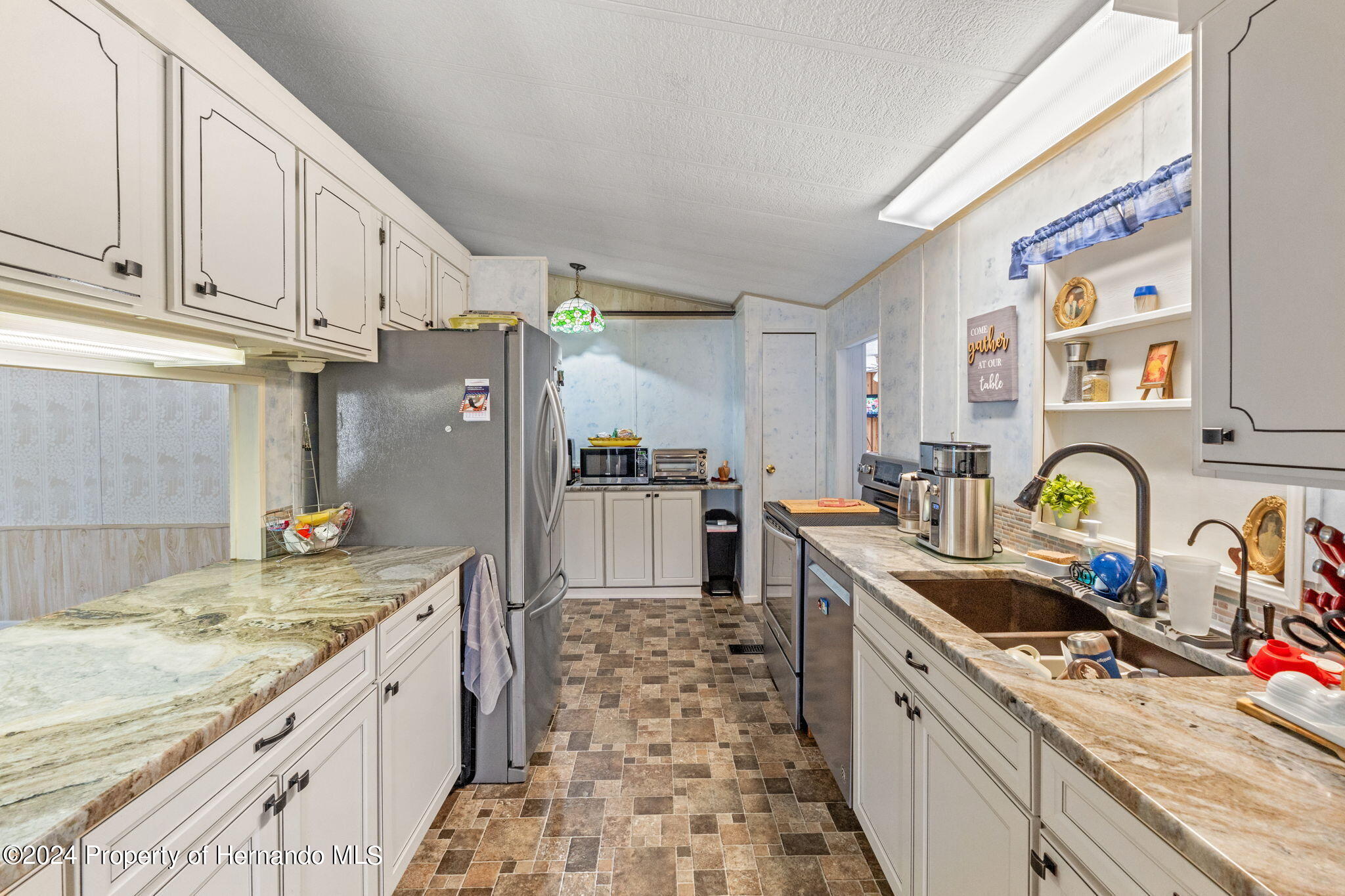 8310 Cove Point, Floral City, Florida image 12