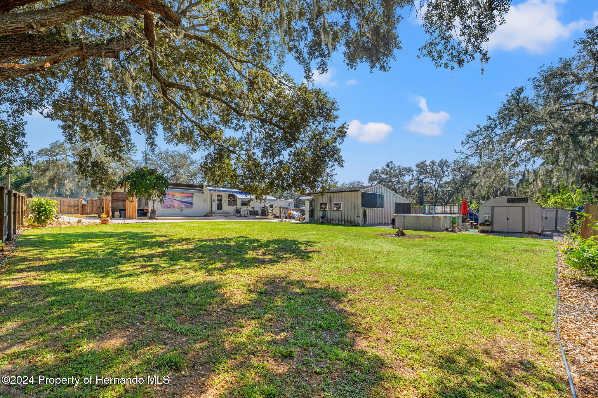 8310 Cove Point, Floral City, Florida image 32
