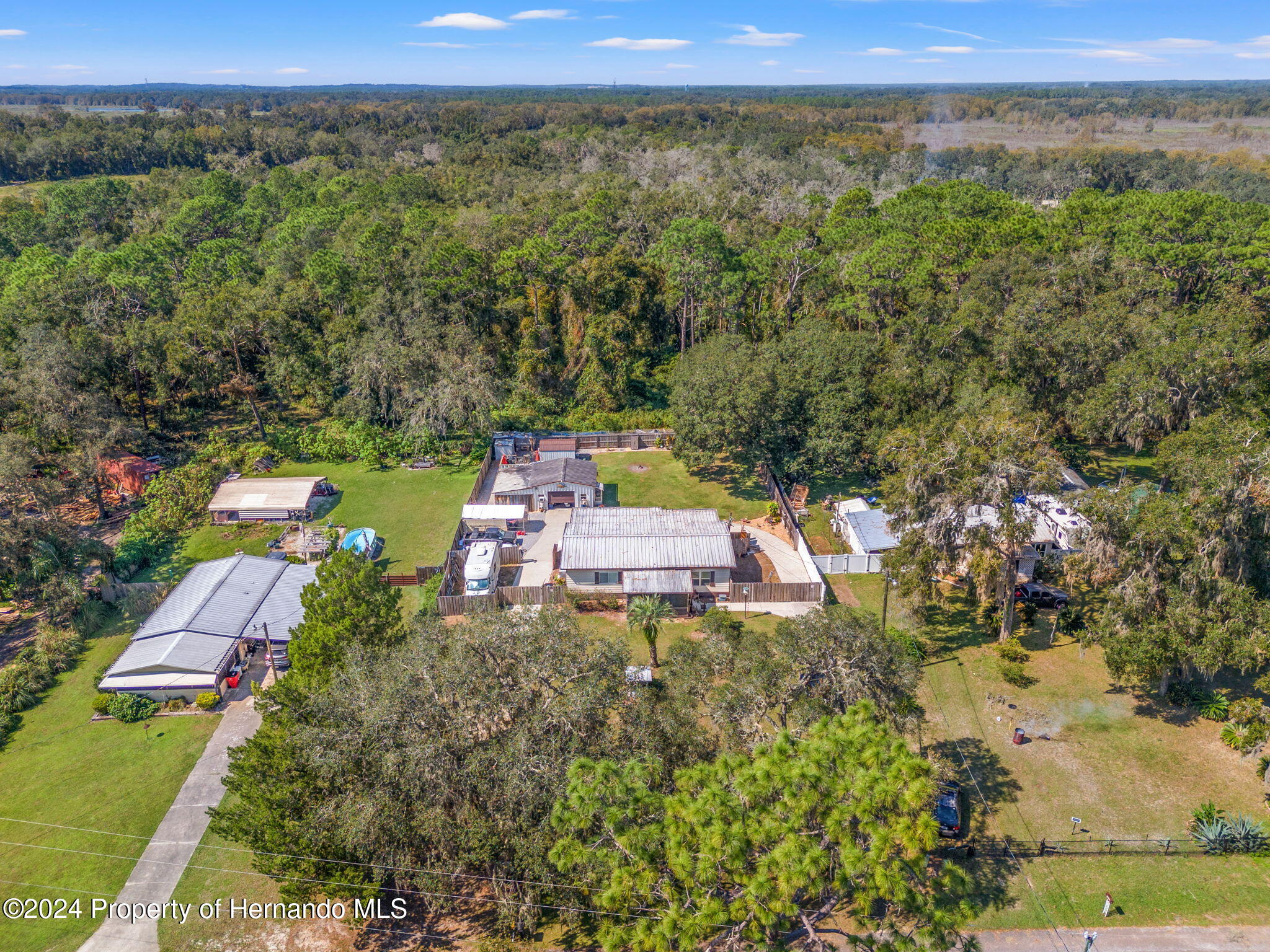 8310 Cove Point, Floral City, Florida image 3