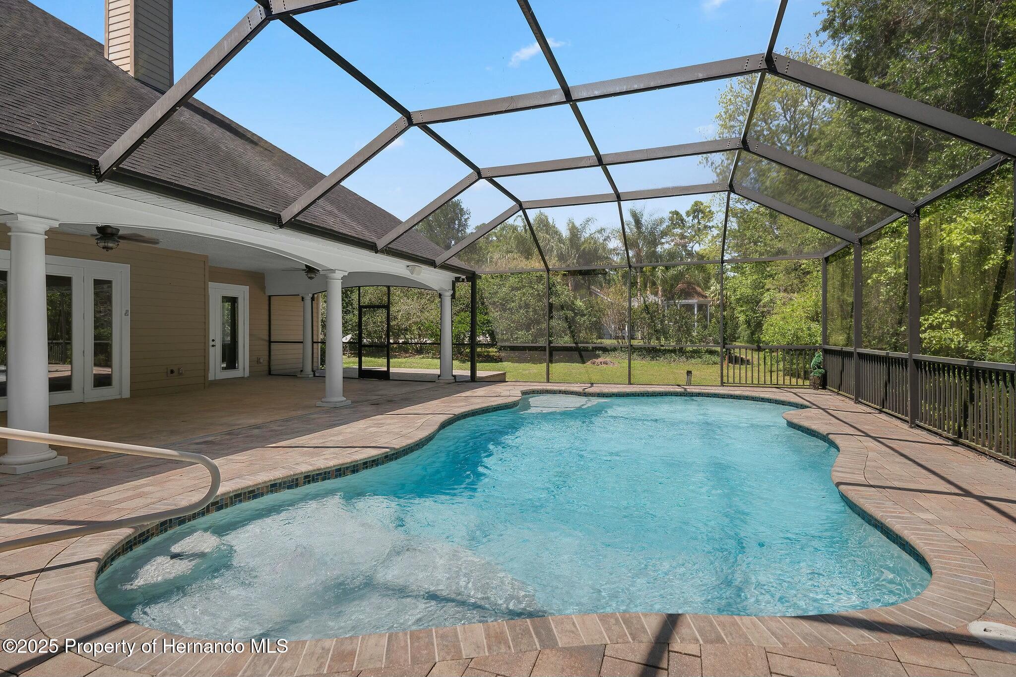 10110 Weeks Drive, Brooksville, Florida image 38