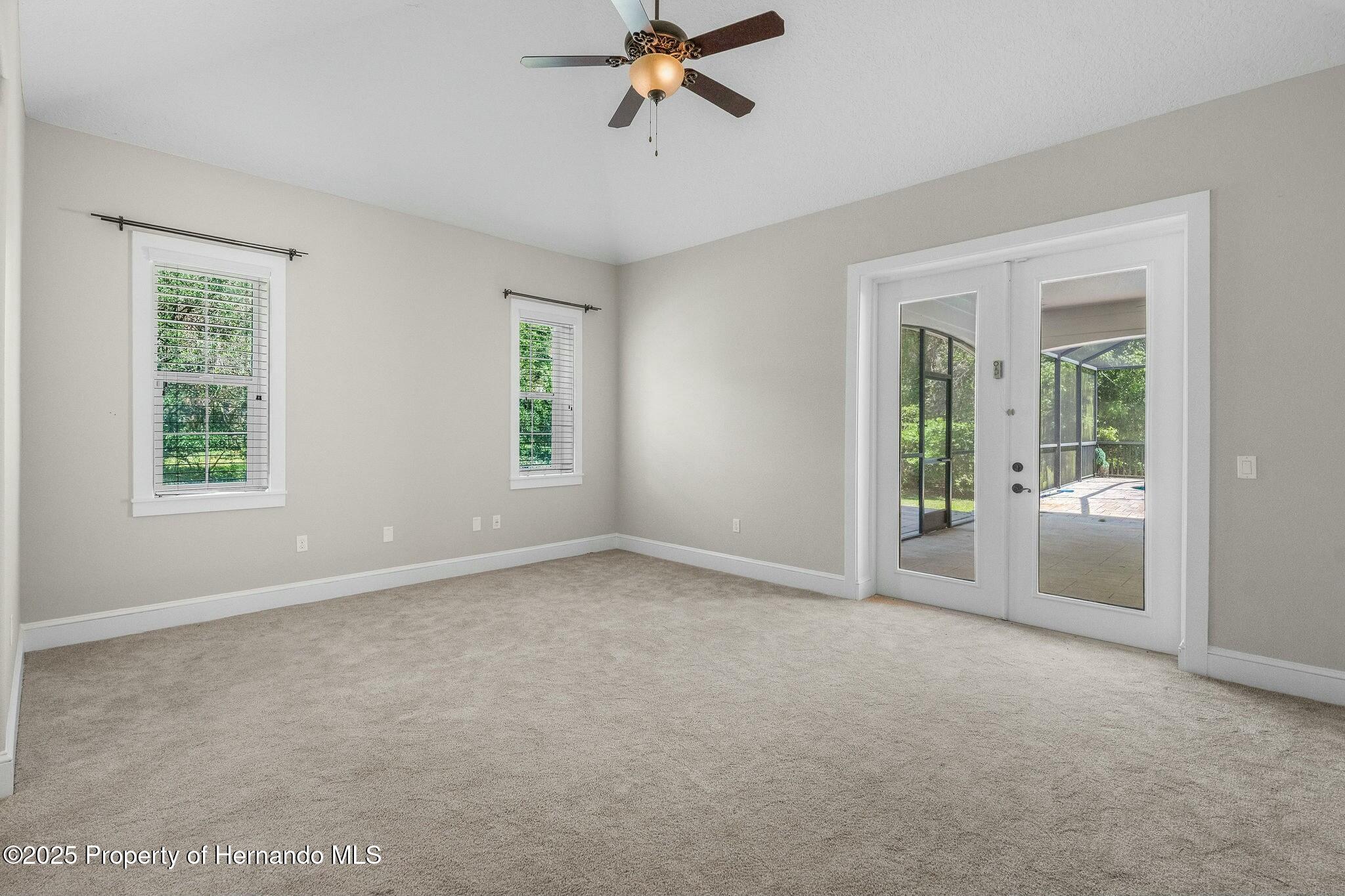 10110 Weeks Drive, Brooksville, Florida image 17