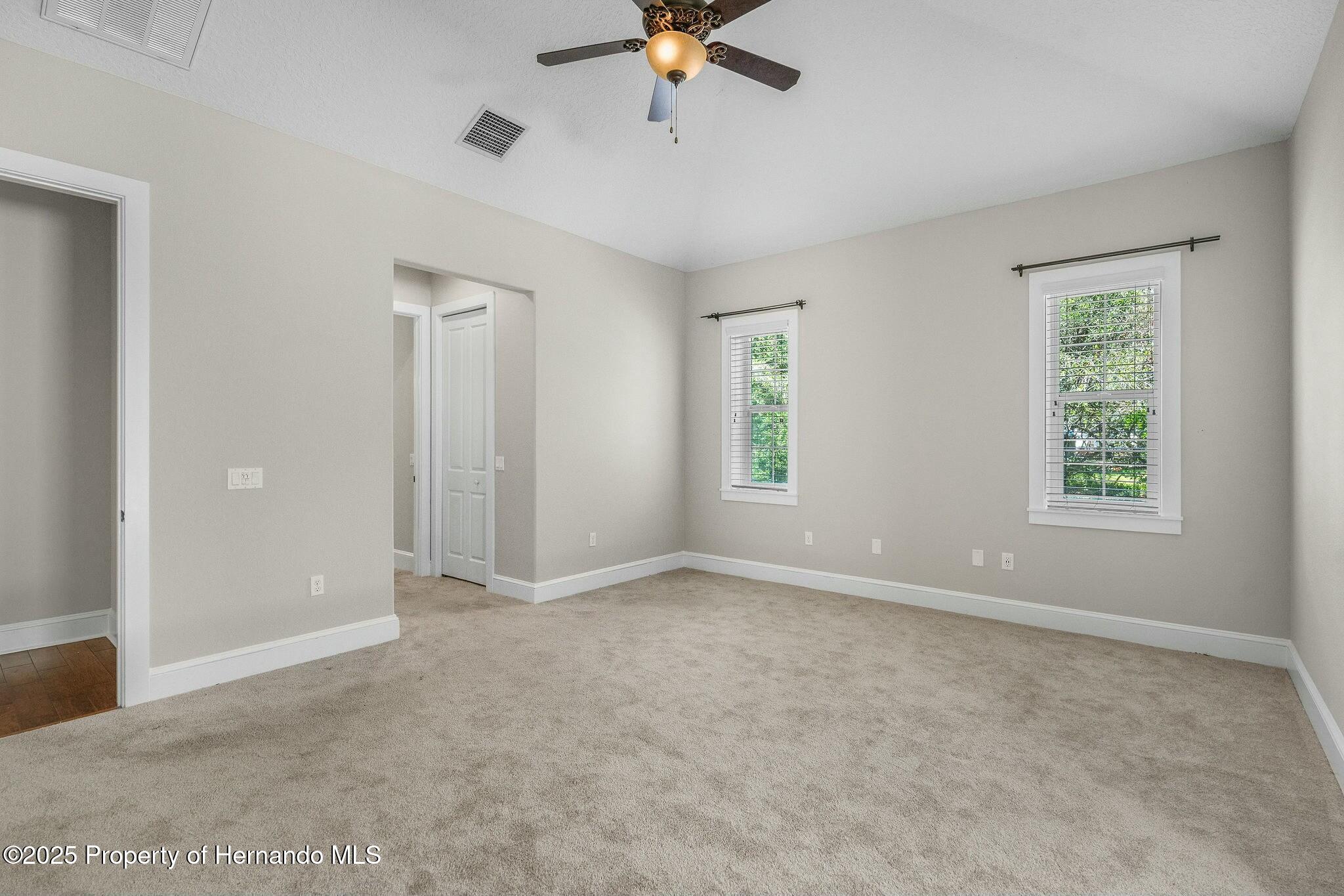 10110 Weeks Drive, Brooksville, Florida image 18