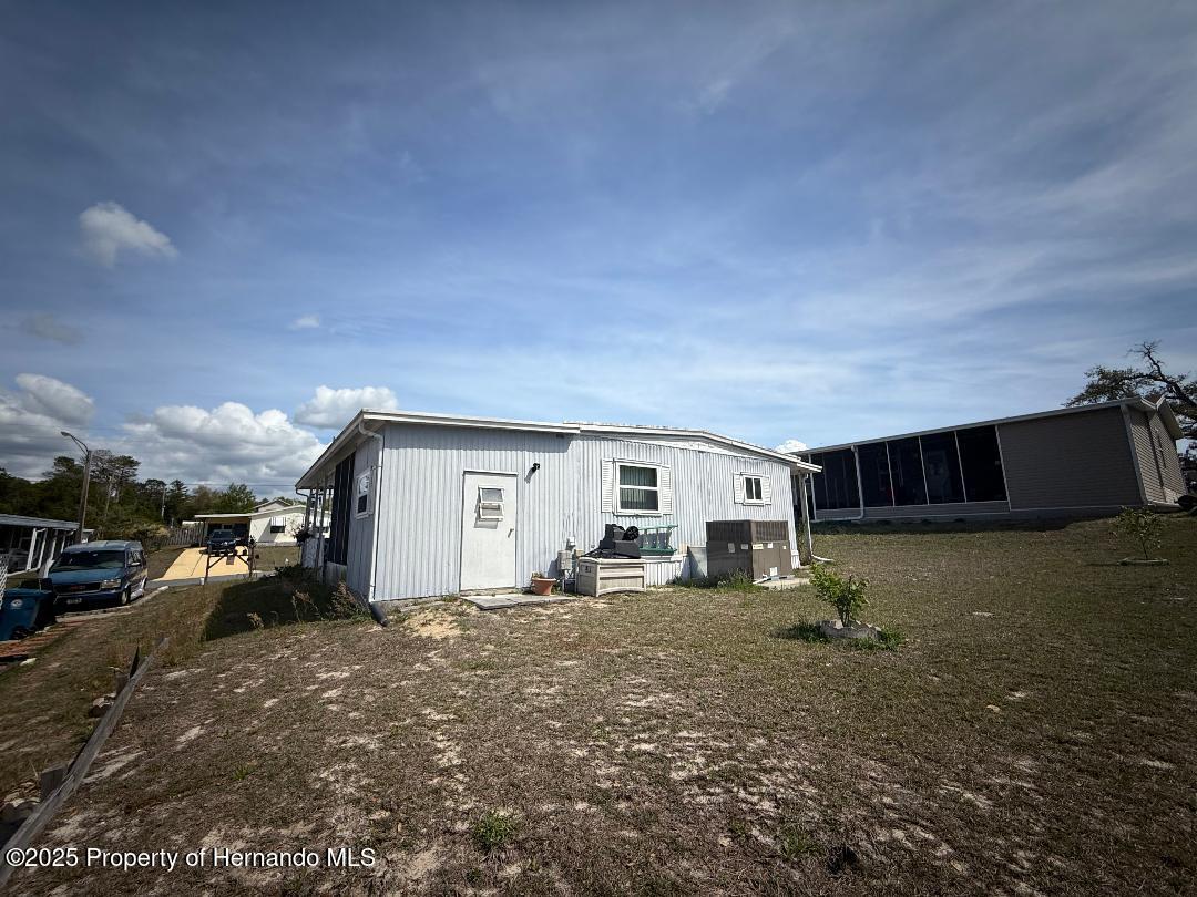 8063 Eastern Circle Drive, Brooksville, Florida image 41