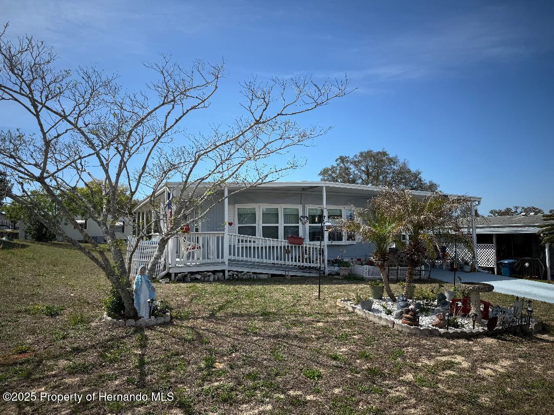8063 Eastern Circle Drive, Brooksville, Florida image 49
