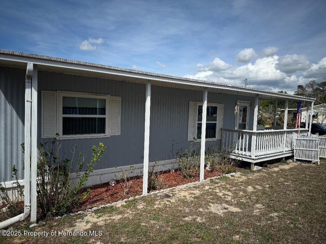8063 Eastern Circle Drive, Brooksville, Florida image 48