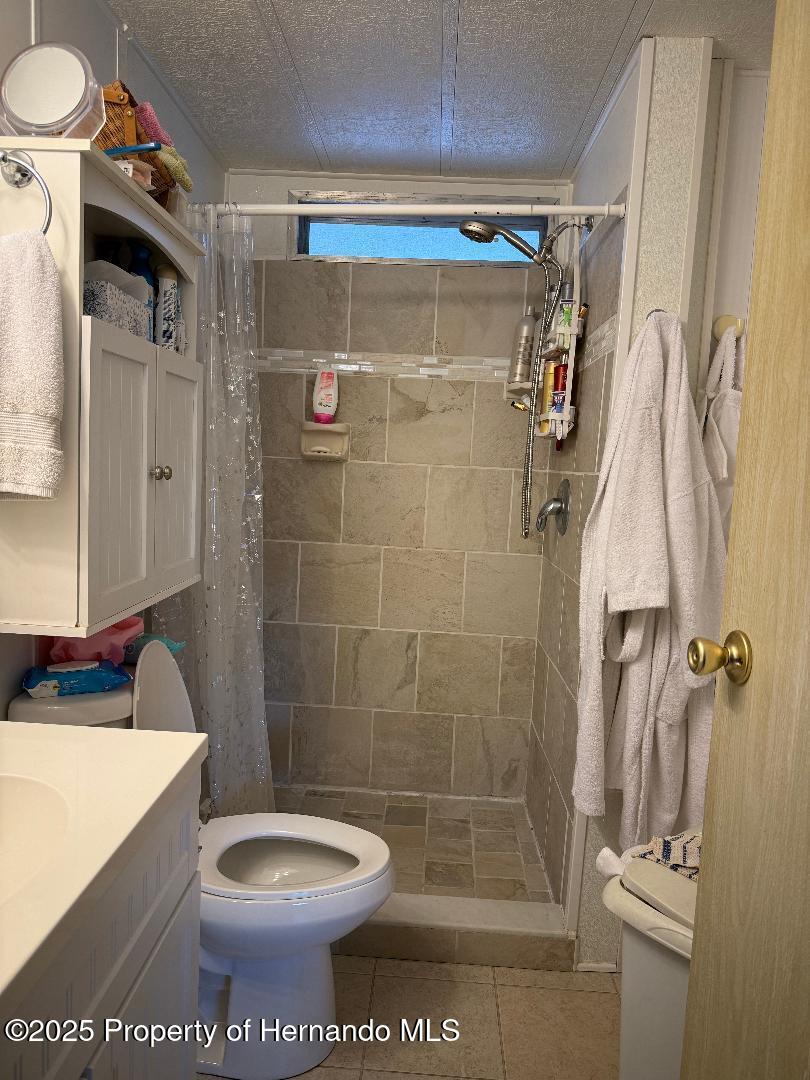 8063 Eastern Circle Drive, Brooksville, Florida image 25