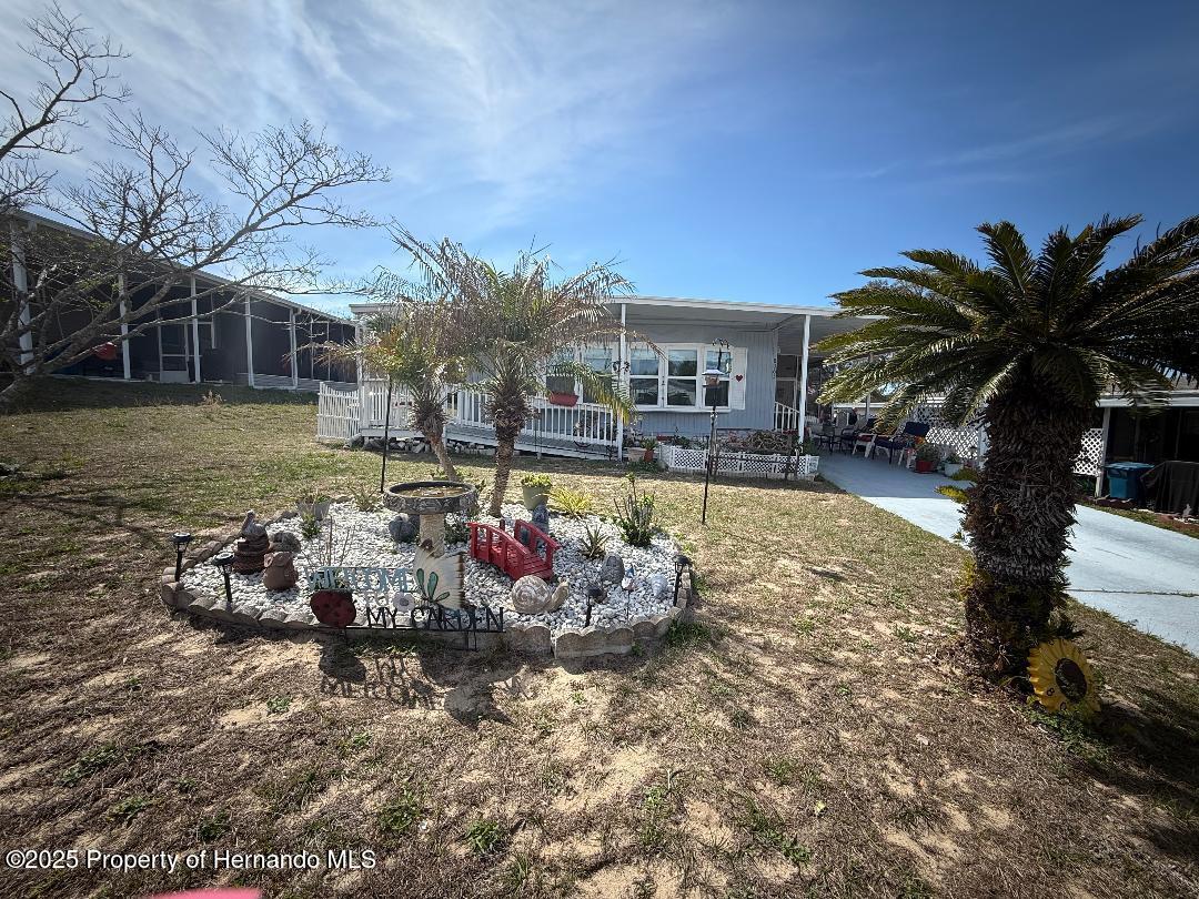 8063 Eastern Circle Drive, Brooksville, Florida image 50