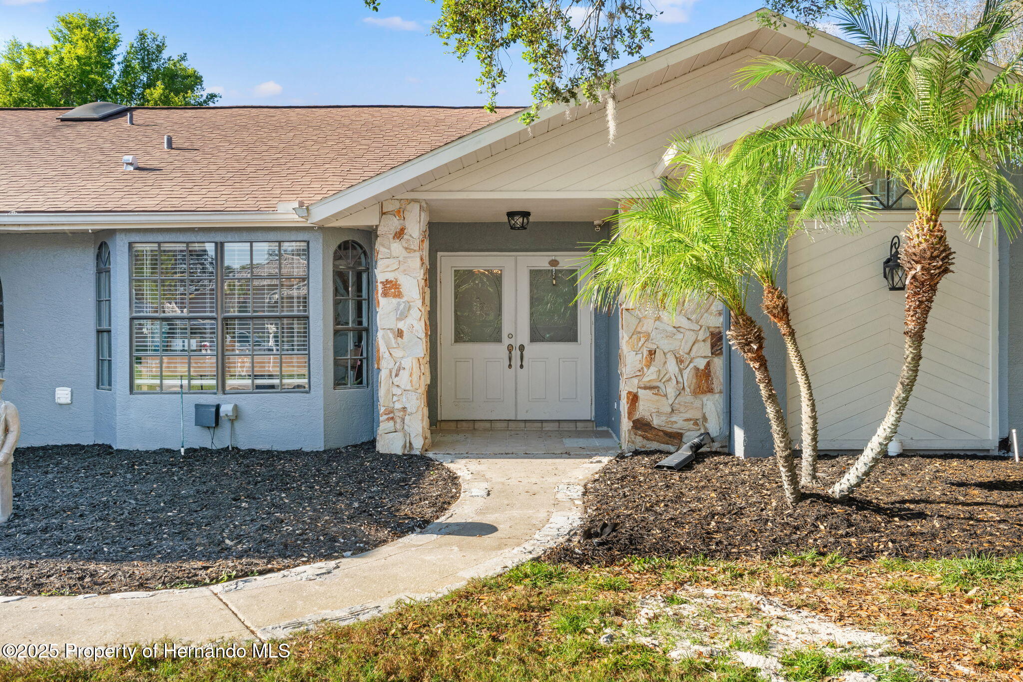 7180 Royal Oak Drive, Spring Hill, Florida image 2