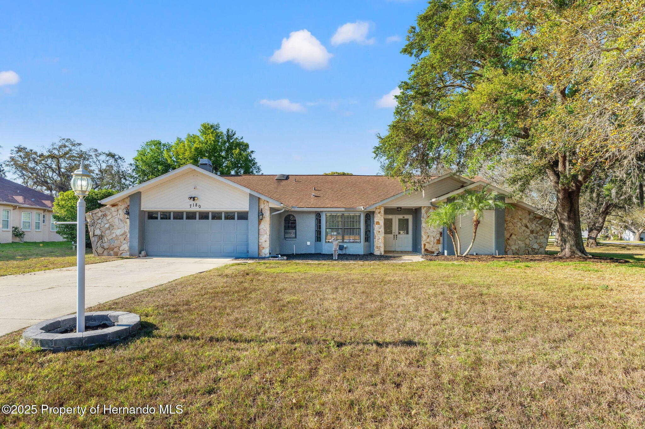 7180 Royal Oak Drive, Spring Hill, Florida image 1