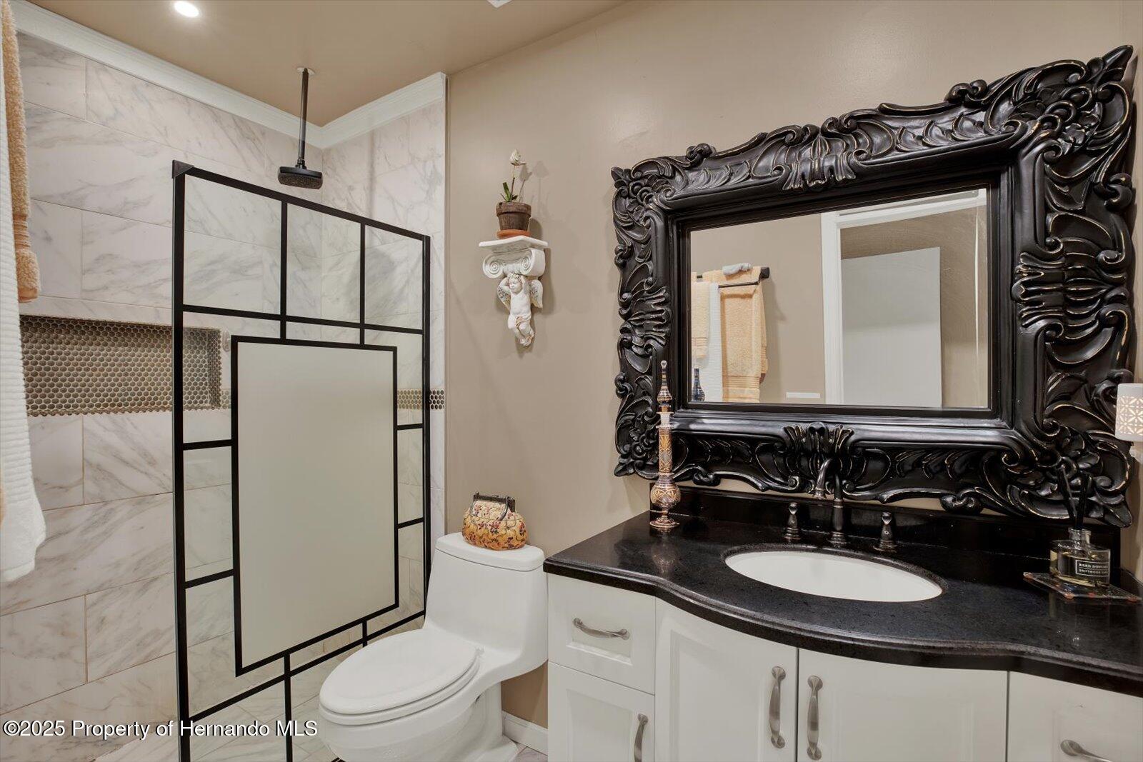 8516 Wooddrift Dr Drive, Tampa, Florida image 23