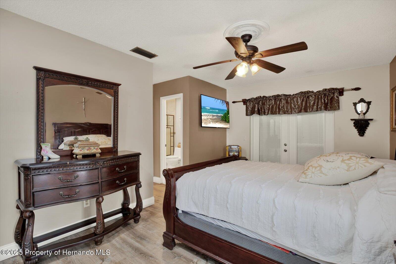 8516 Wooddrift Dr Drive, Tampa, Florida image 22