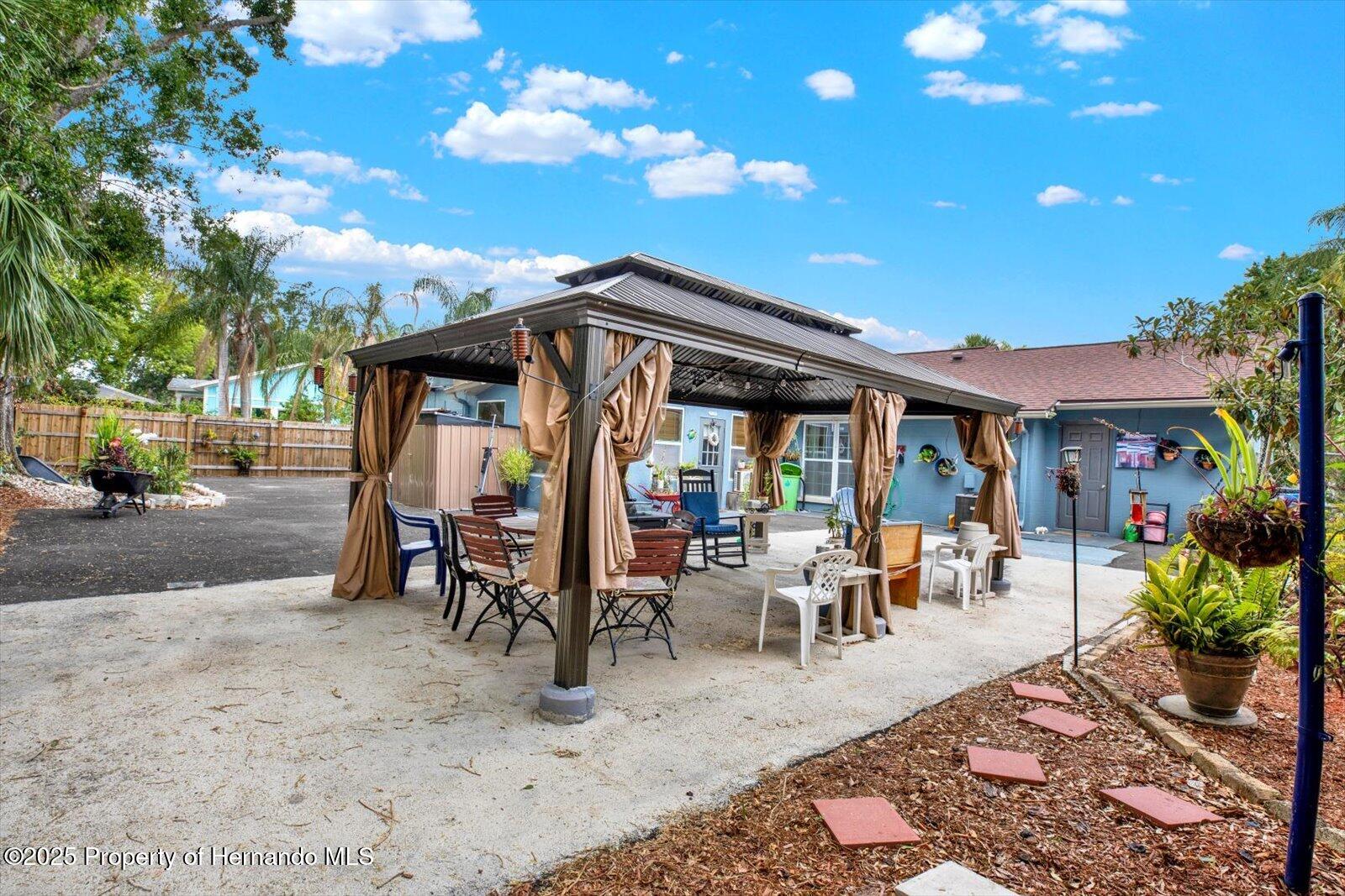 8516 Wooddrift Dr Drive, Tampa, Florida image 37