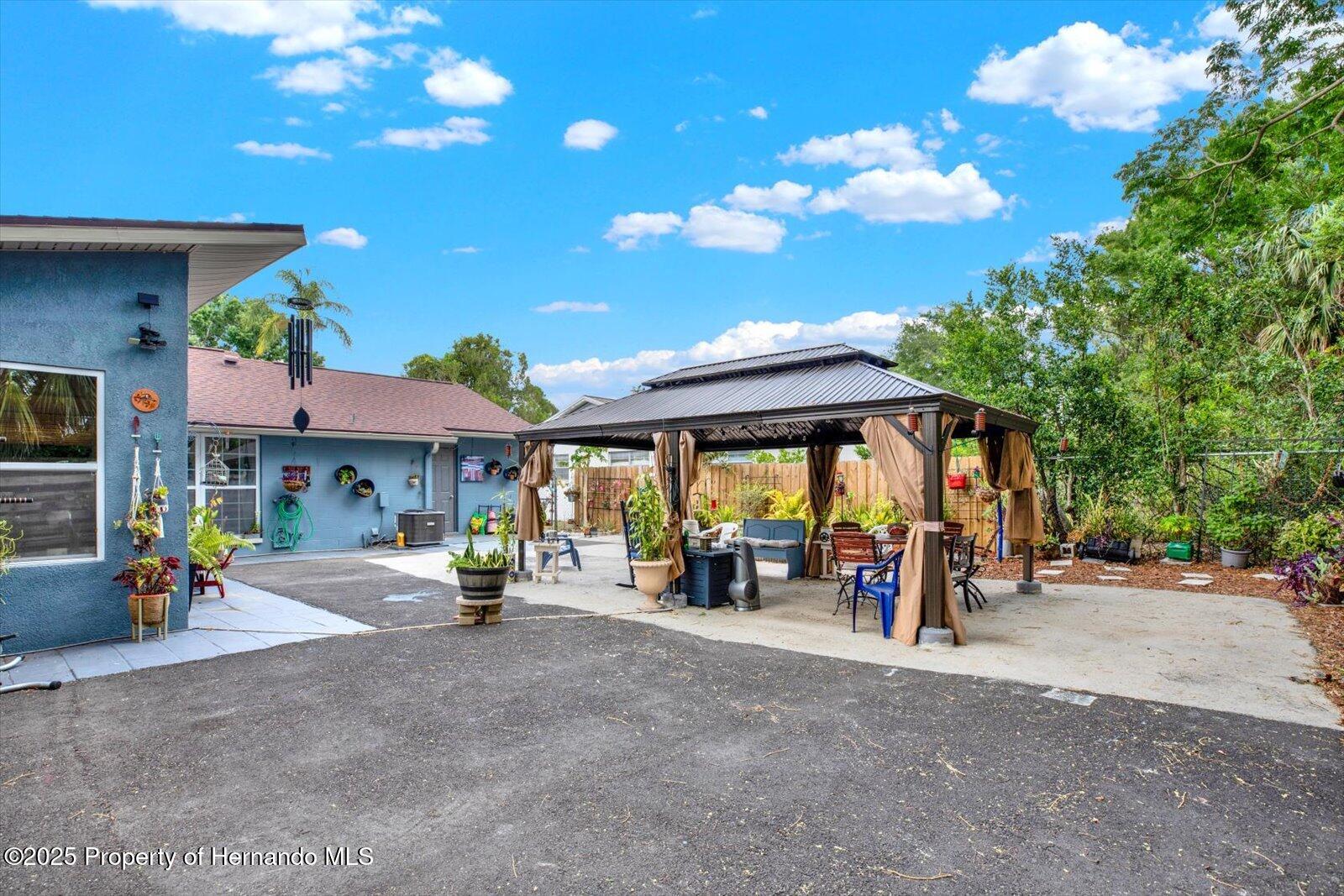 8516 Wooddrift Dr Drive, Tampa, Florida image 36