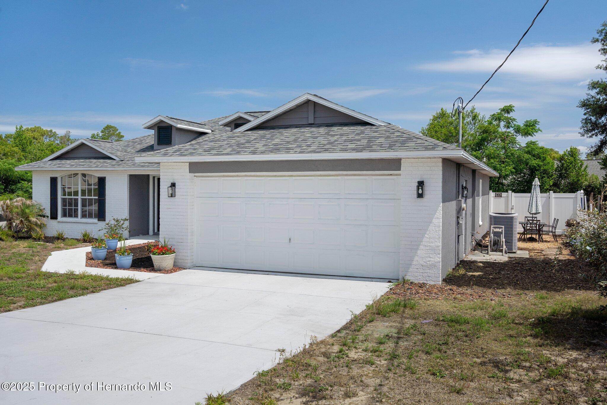 10101 Langan Street, Spring Hill, Florida image 42