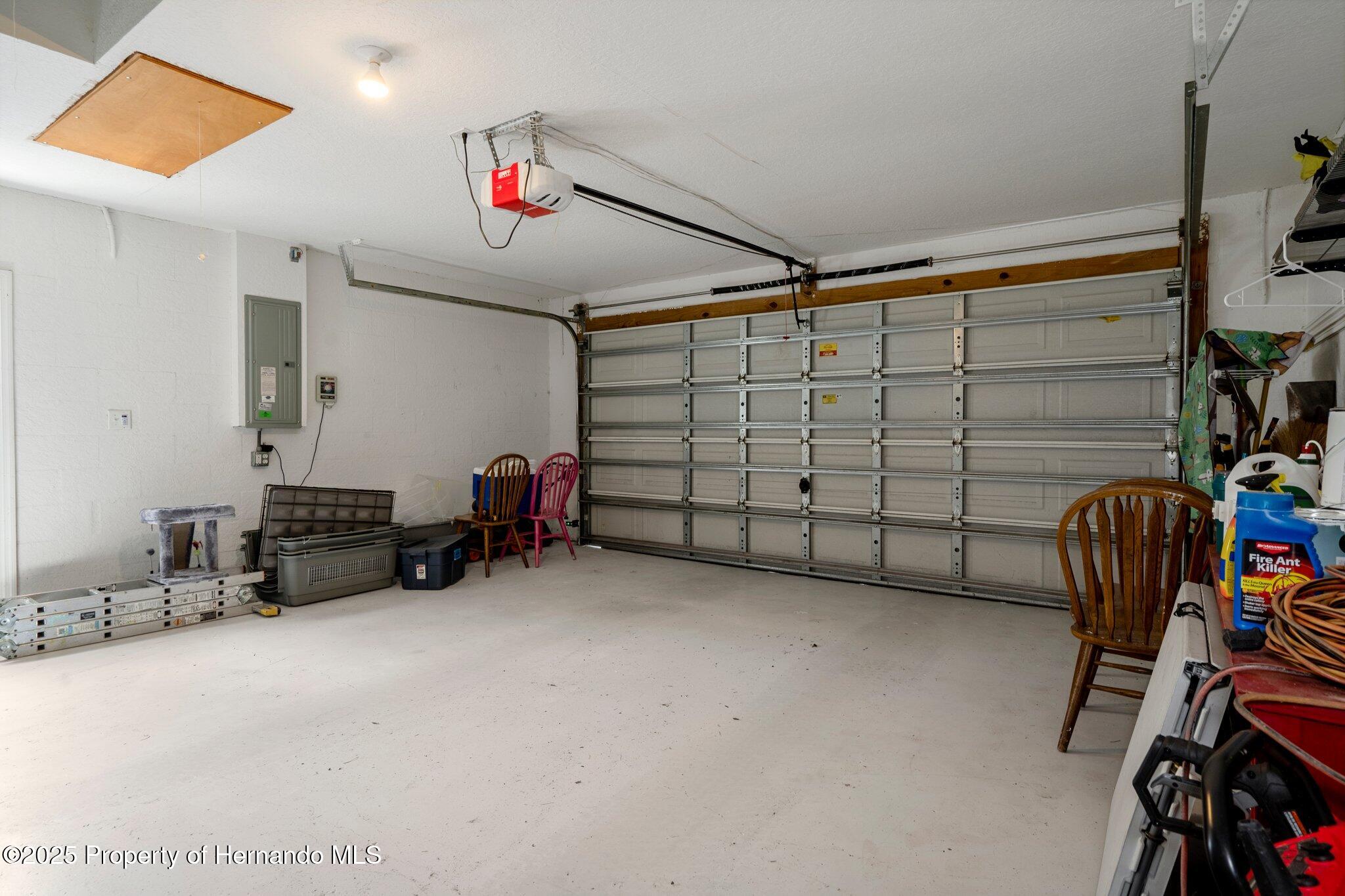 10101 Langan Street, Spring Hill, Florida image 32
