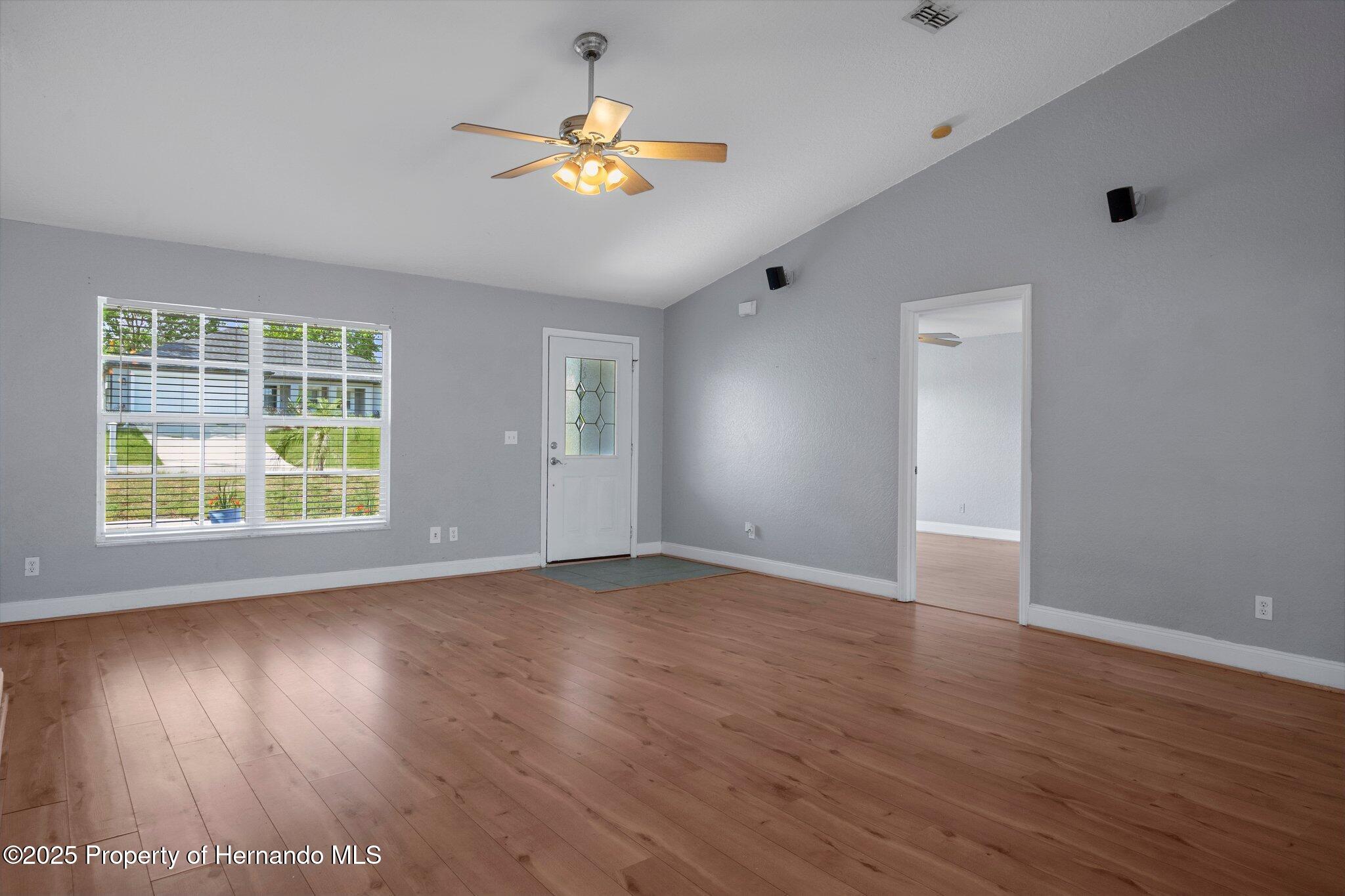 10101 Langan Street, Spring Hill, Florida image 9